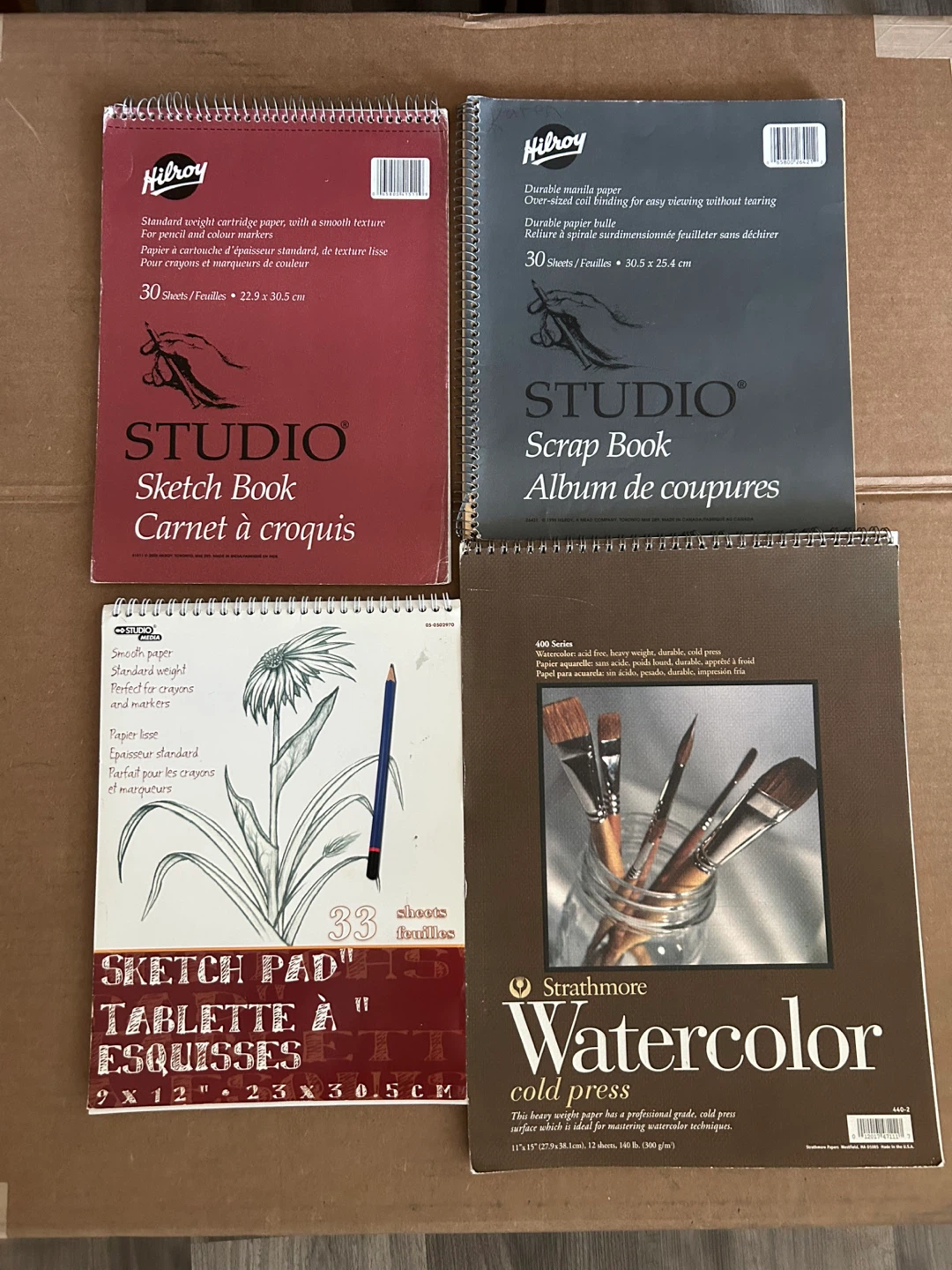 Sketchbooks and watercolour paper 🥕