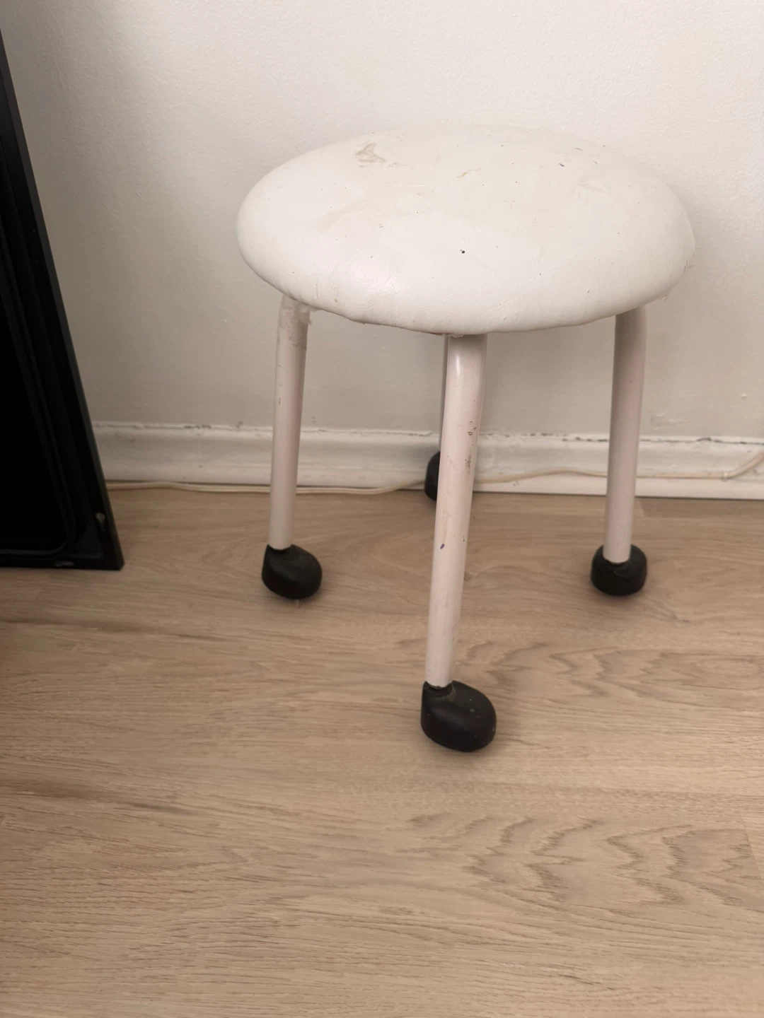 White Round Stool