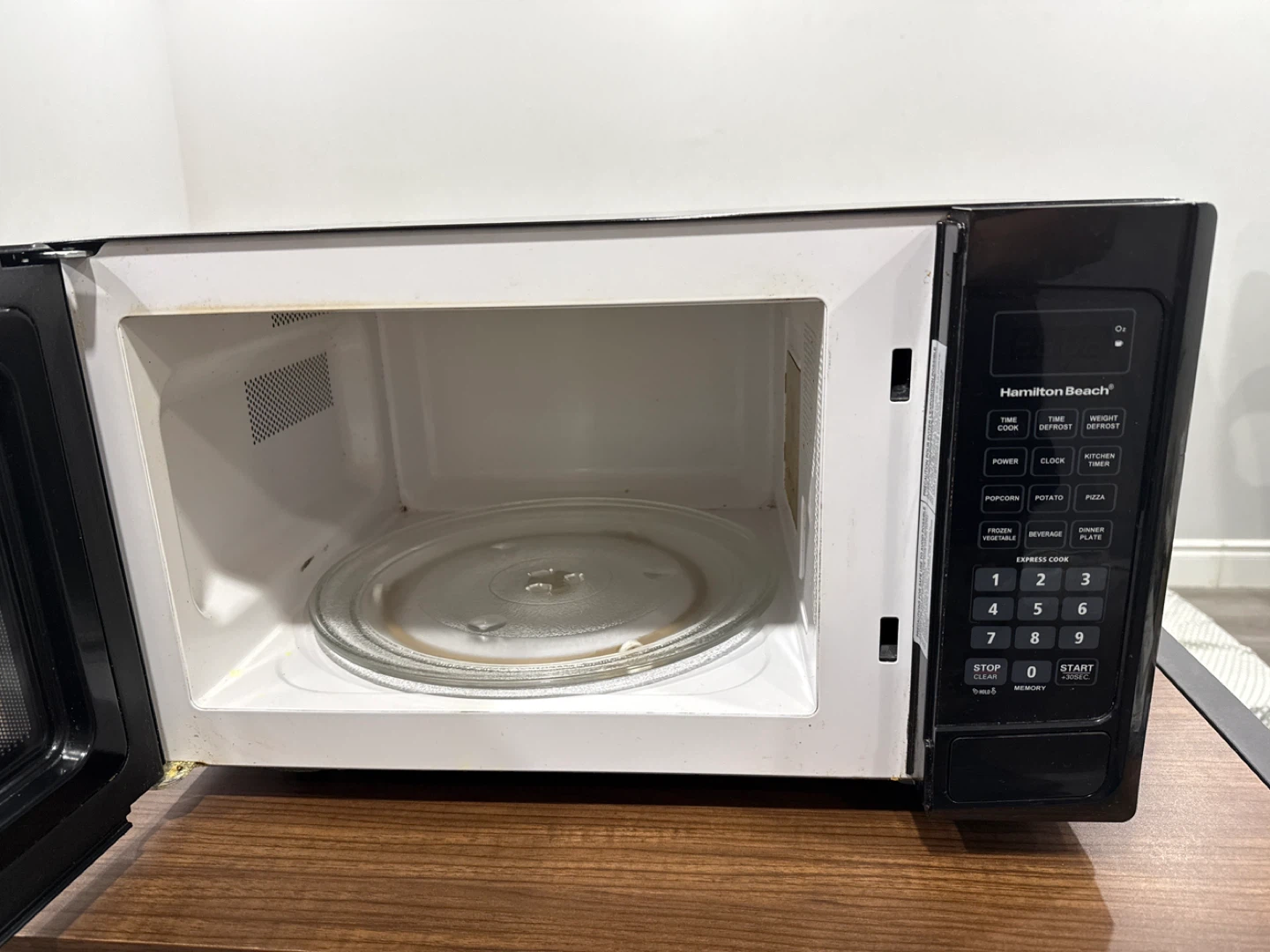Hamilton Beach 30" Over-the-Range Microwave - Black - photo 2