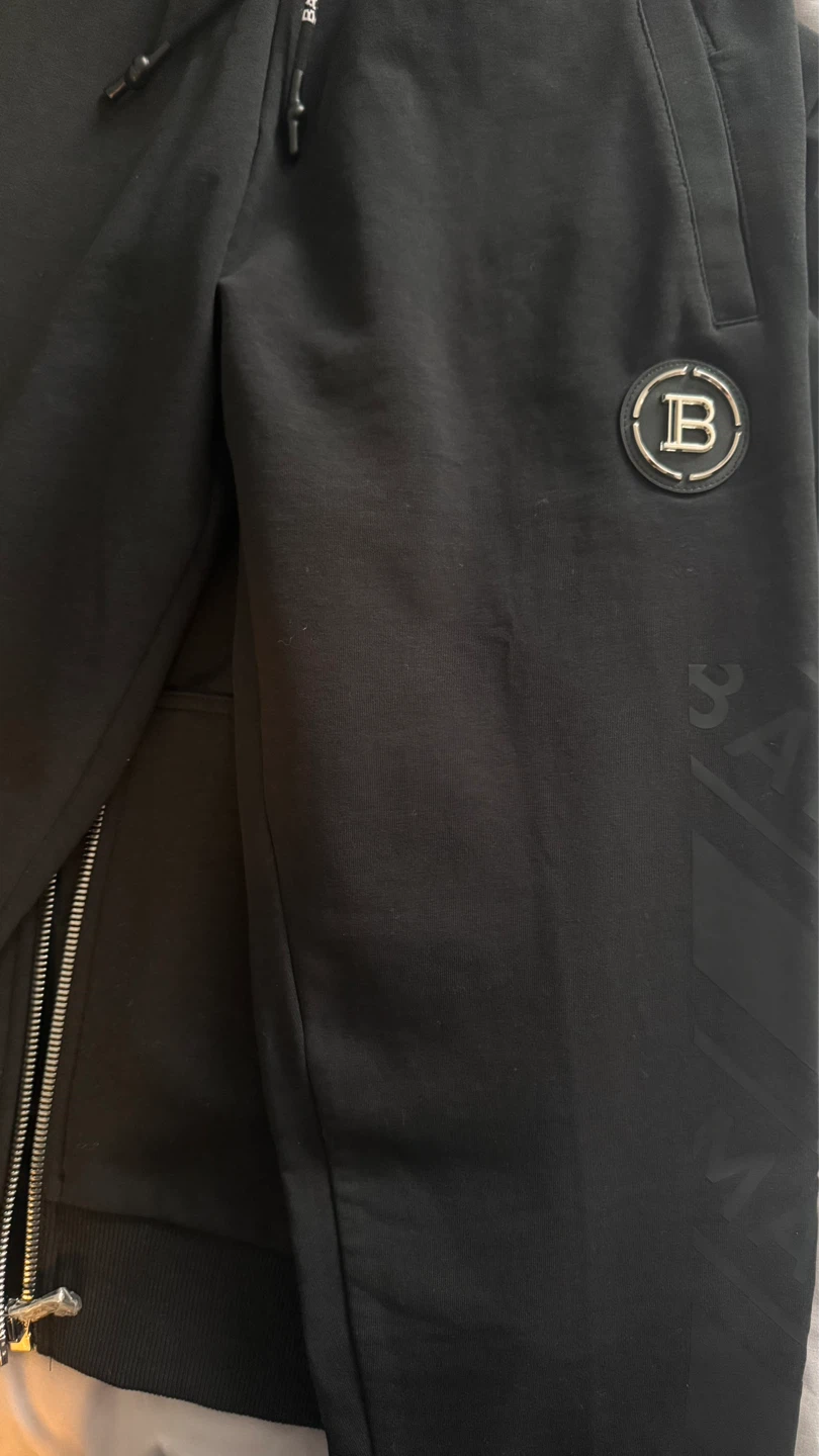 Balmain Tracksuit Set - photo 4