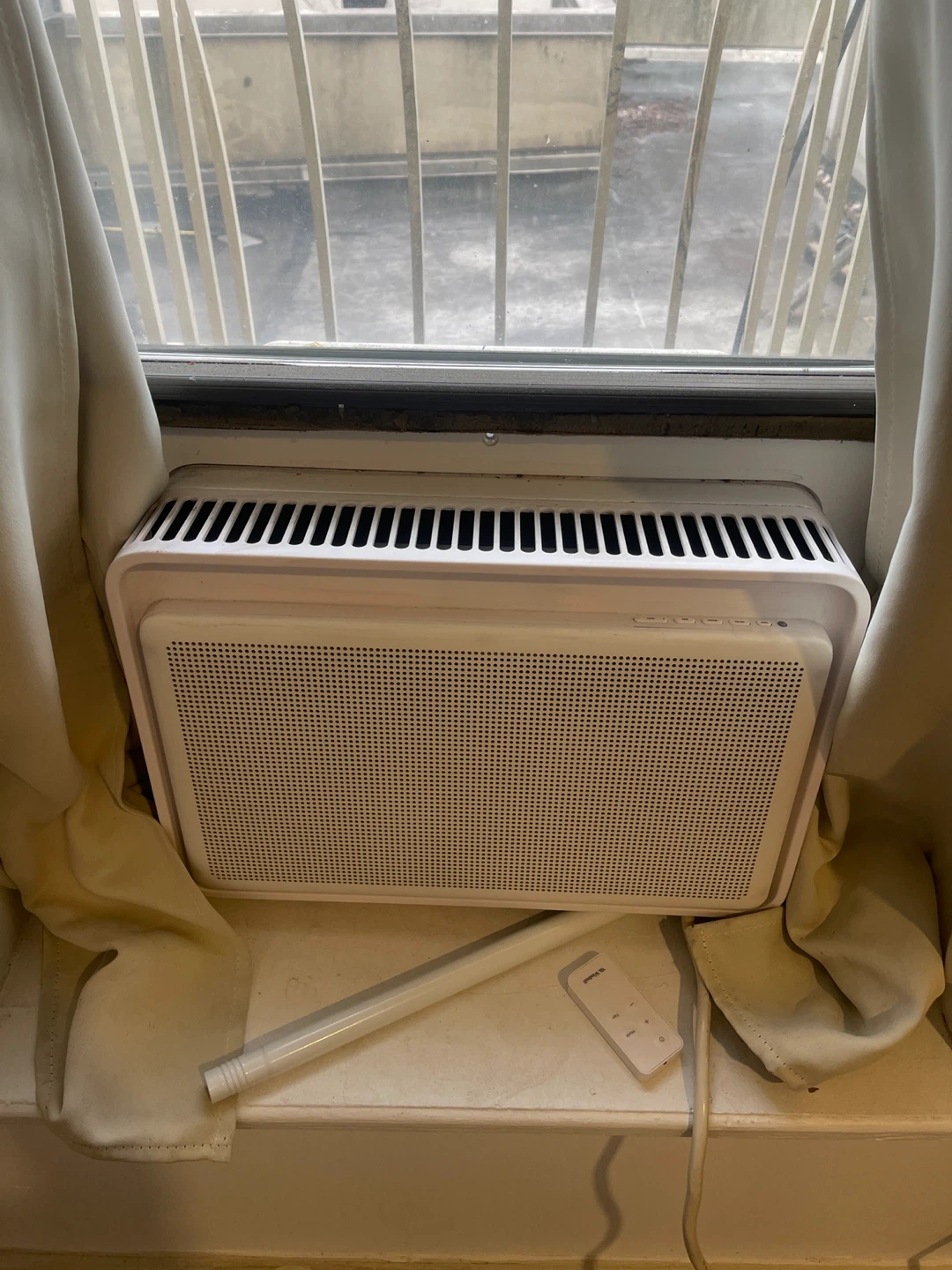 Windmill window AC