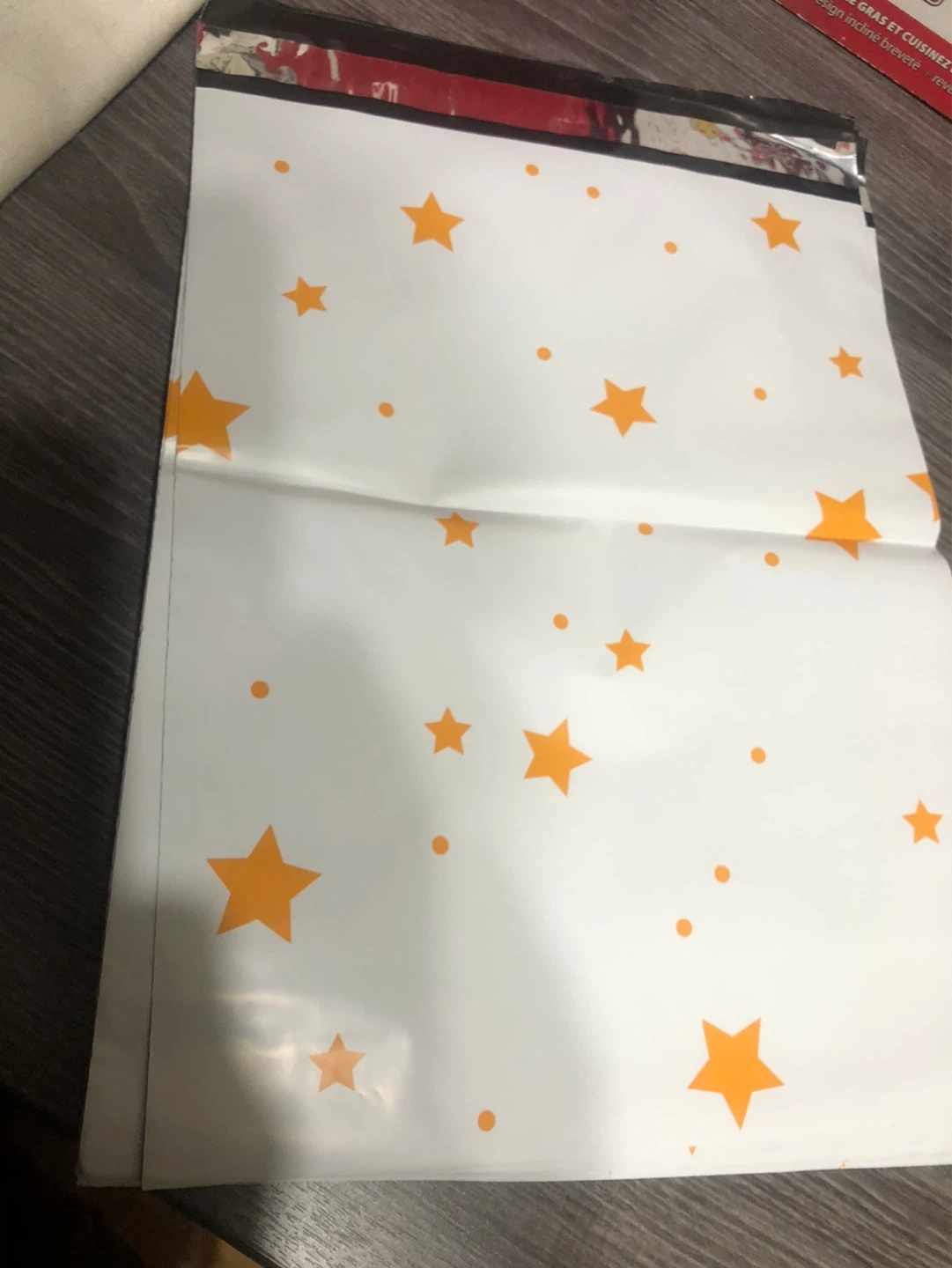 Vapulcio Poly Mailers - Orange Star Design, 10x13 Inch, 25 pcs