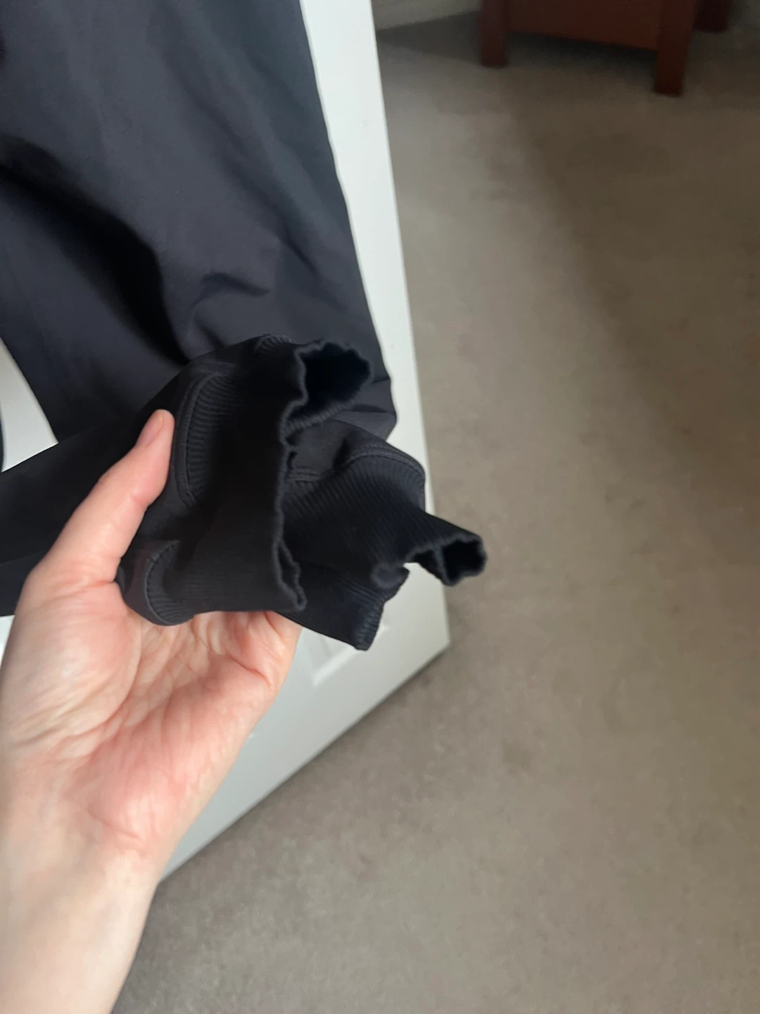Lululemon Black Jogger Pants Size 12 - photo 5