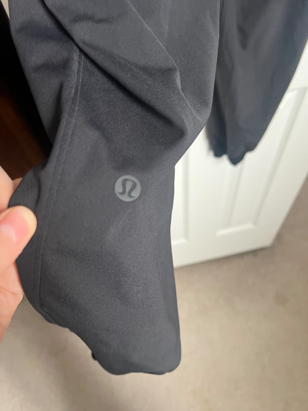 Lululemon Black Jogger Pants Size 12 - photo 4
