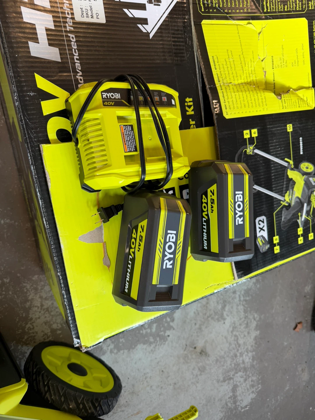 Ryobi 40V Snow Blower Kit with Two 7.5Ah Batteries & Charger - photo 3