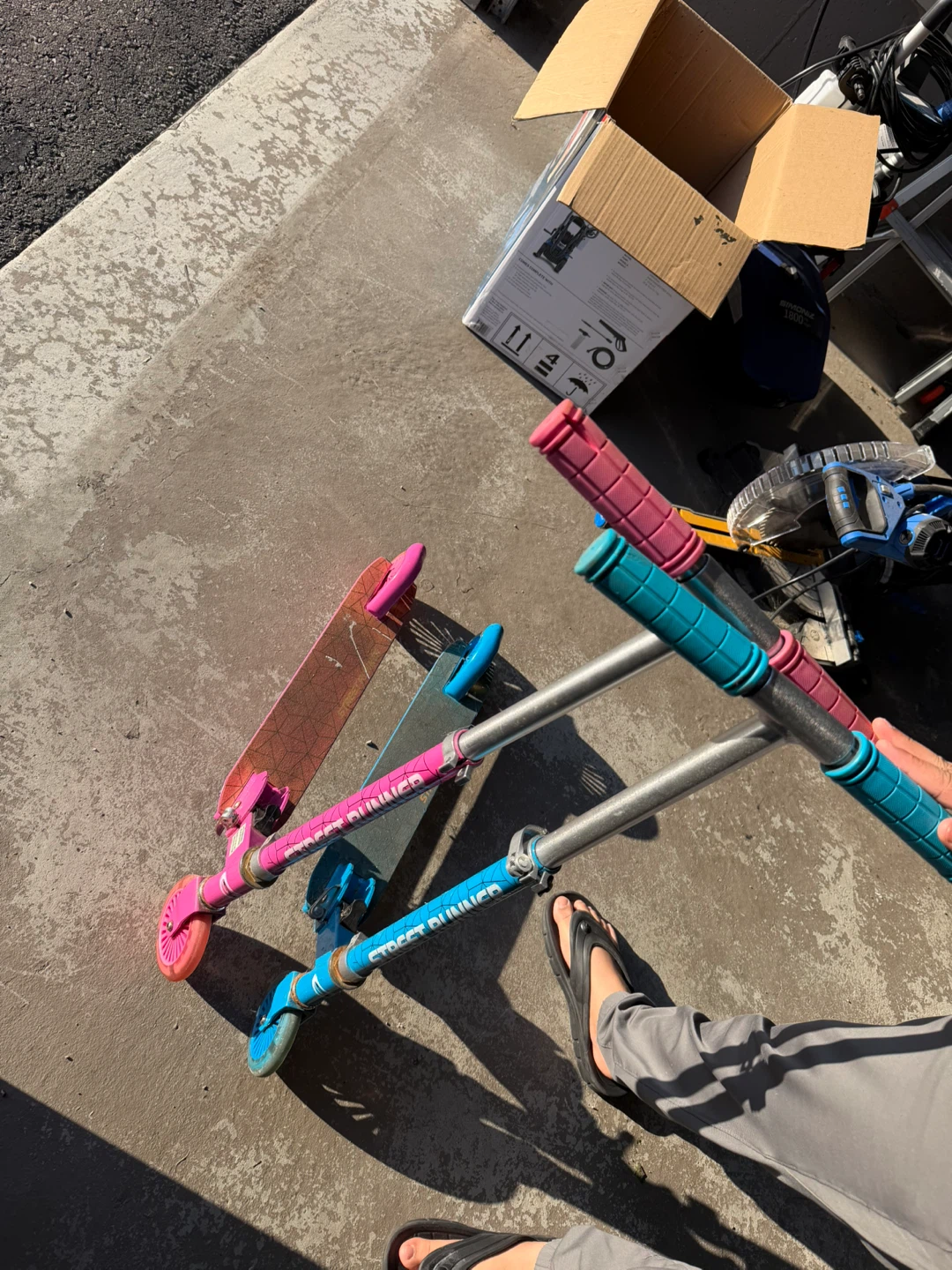 Street Runner Scooters (2-pack)