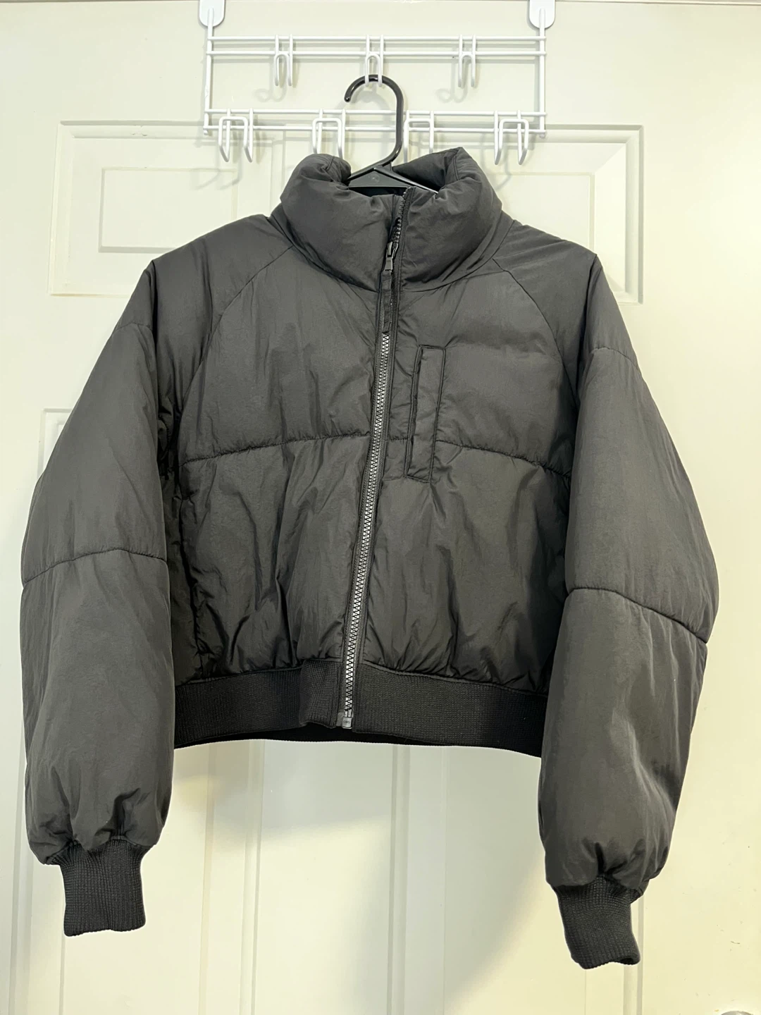 Old Navy Active Puffer Jacket - XS Petite - Black - photo 3