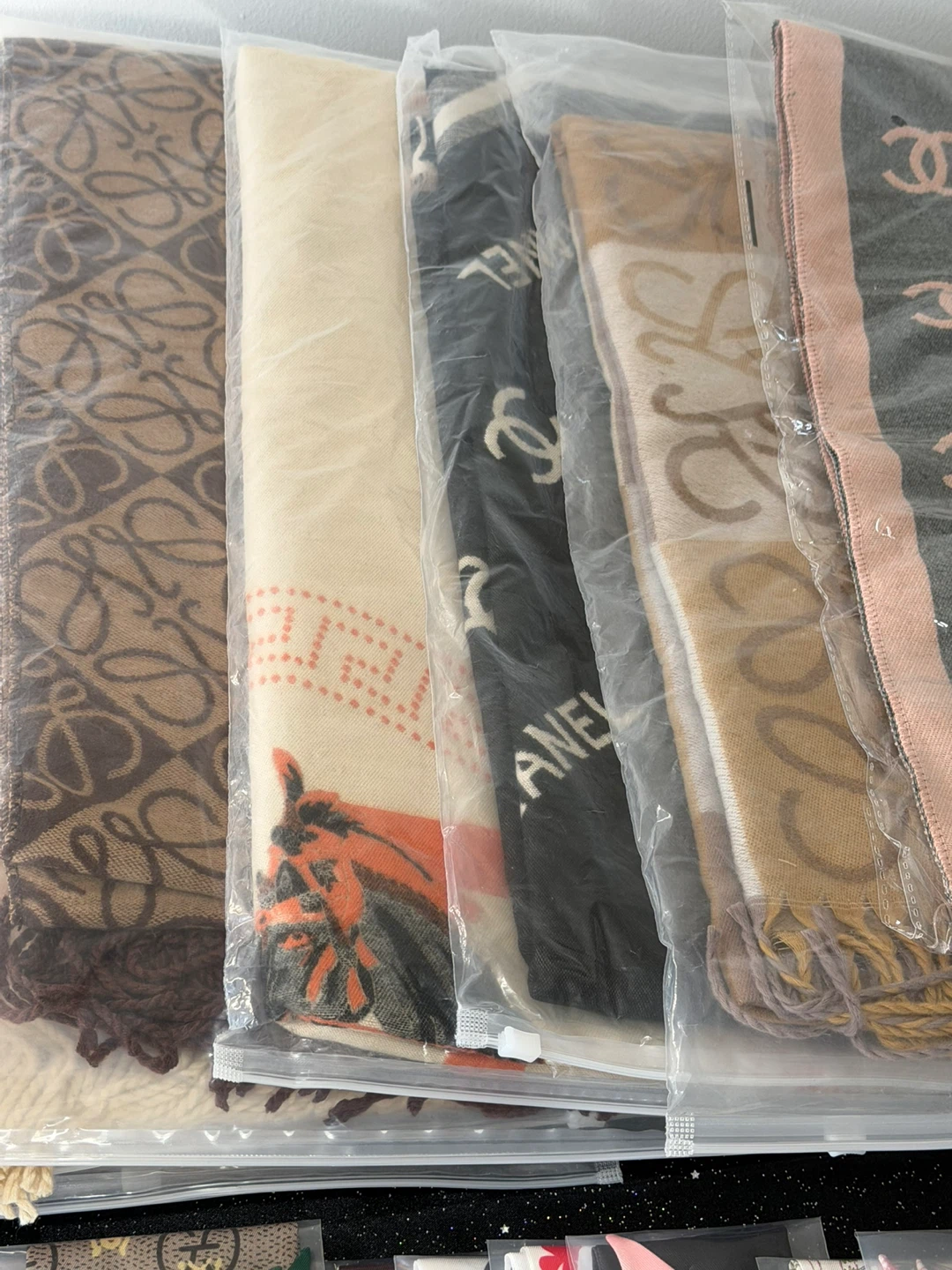 Scarves - Various Colours - photo 2