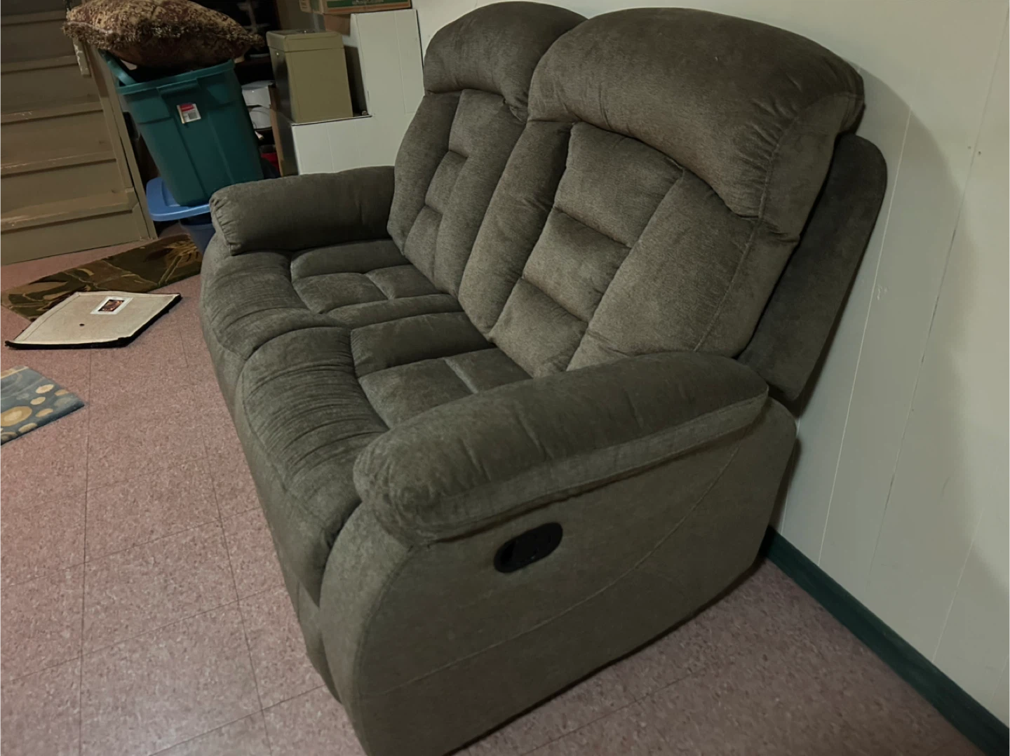 3 Piece Set Reclining Loveseat and Sofa w/ottoman