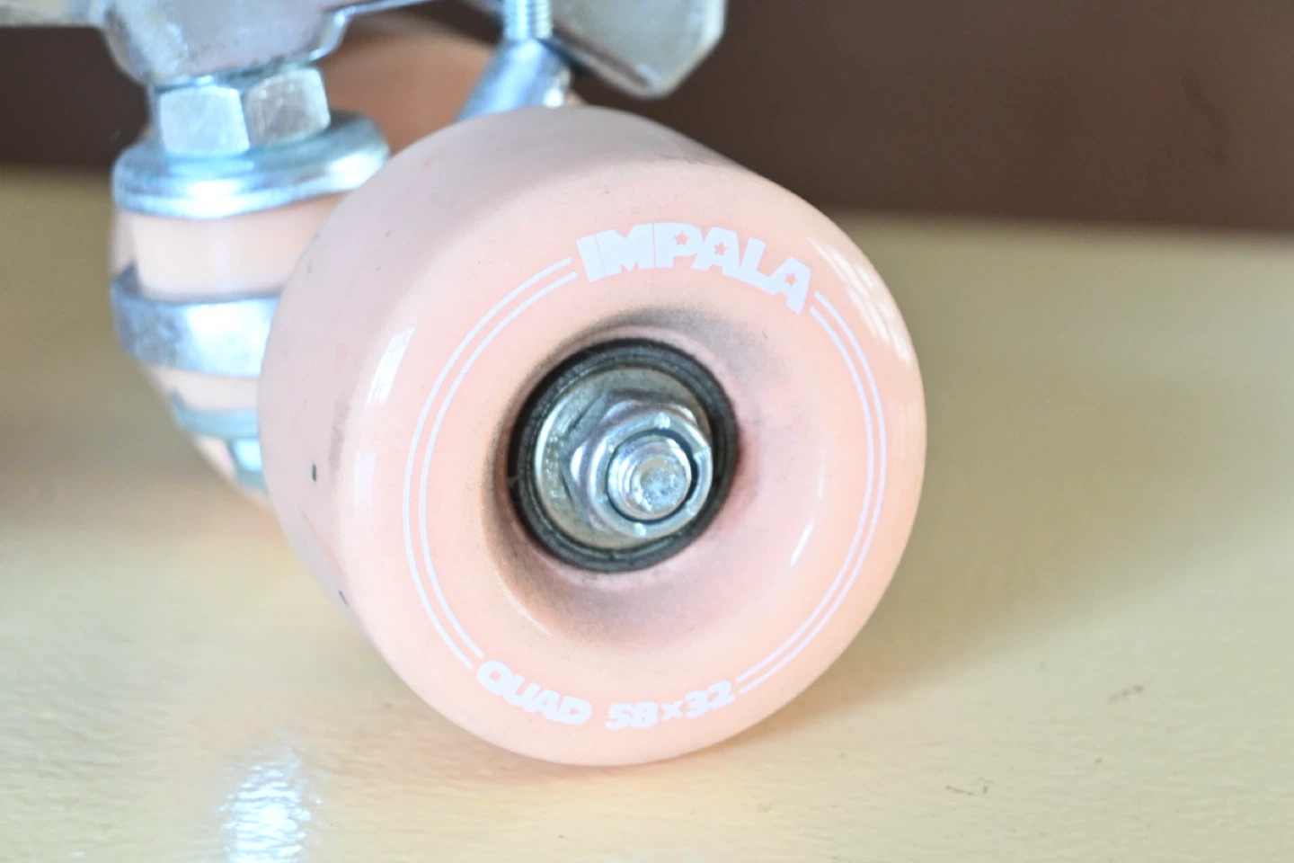 Impala Quad Roller Skates - Green/Peach - Women’s size 9 - photo 4