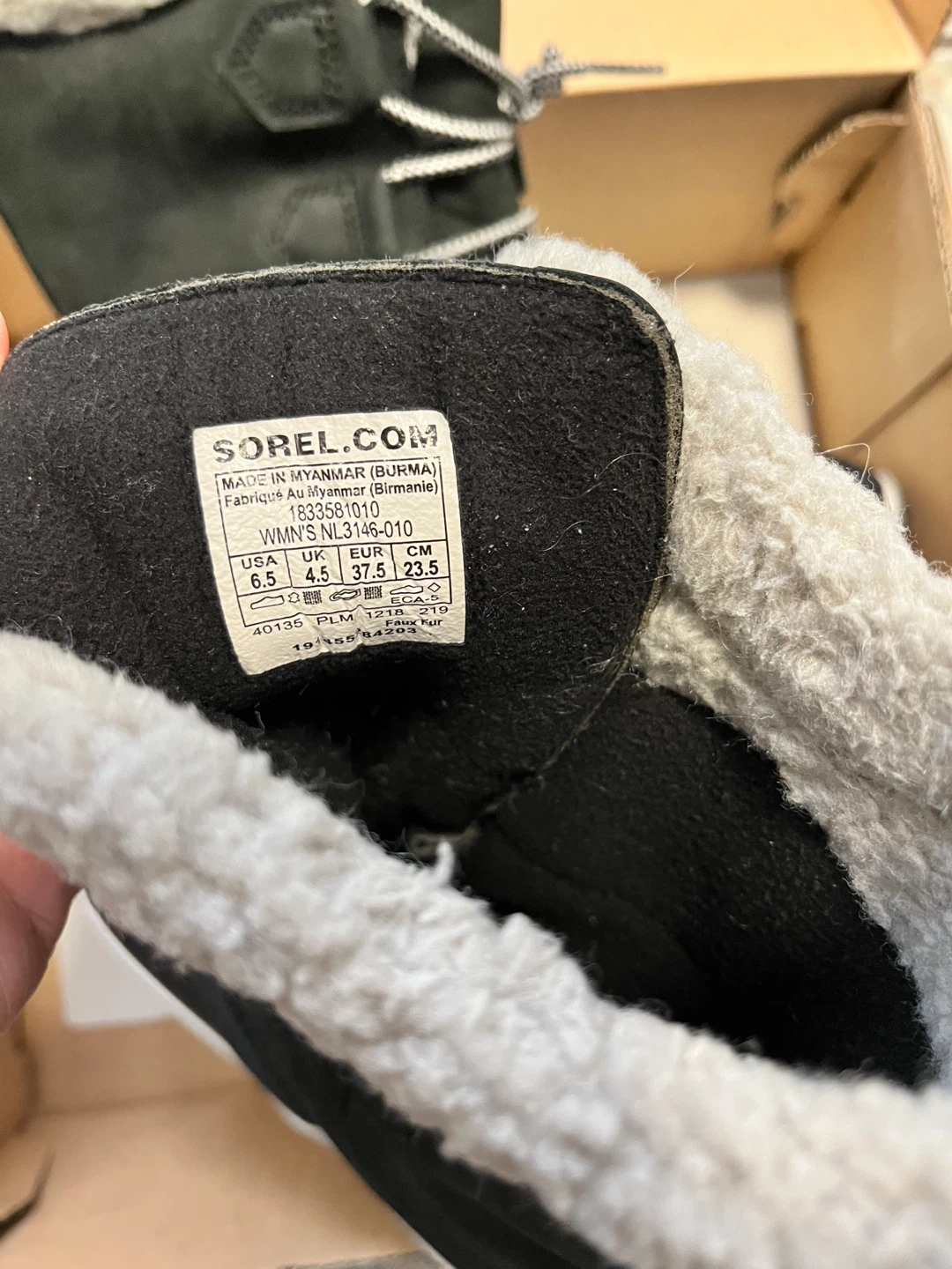 Sorel Women's Winter Boots Size 6.5 - photo 4