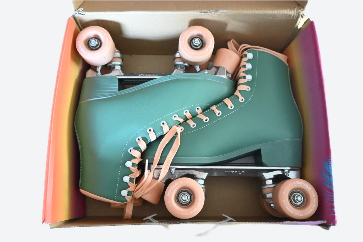 Impala Quad Roller Skates - Green/Peach - Women’s size 9 - photo 3