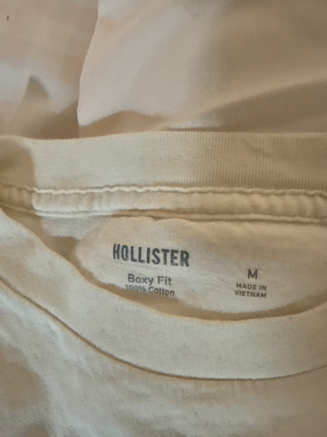 Hollister "Hellcat" Graphic T-Shirt - Size M - photo 3