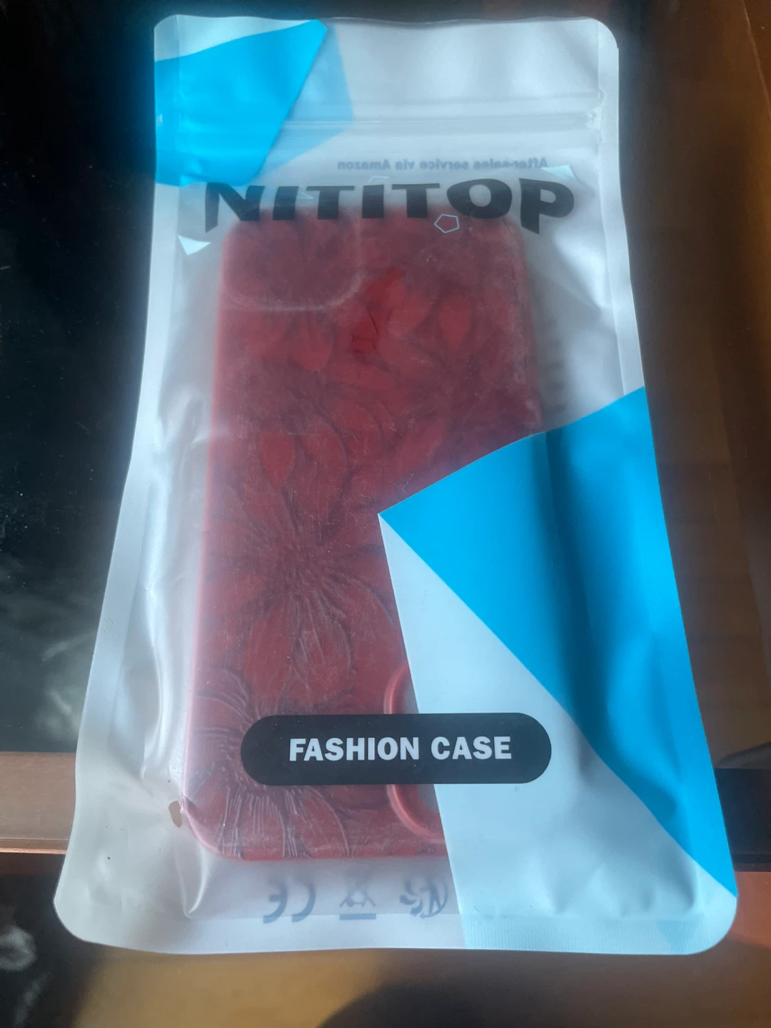 Étui pour iPhone 13 NITITOP Rouge Motif Floral