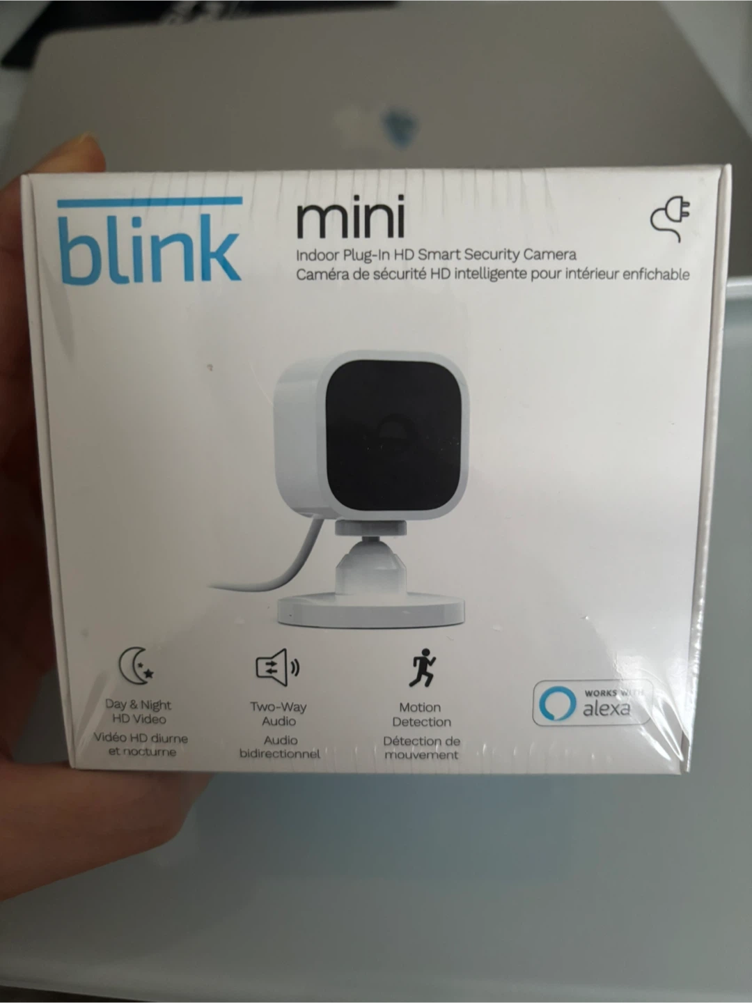 Blink Mini Indoor Plug-in HD Smart Security Camera 🥕