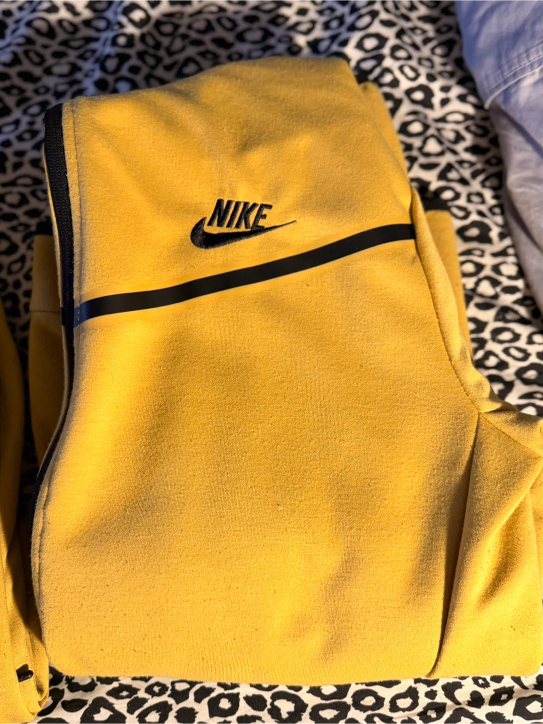 Nike Tech Fleece Tracksuit Set Yellow - photo 2