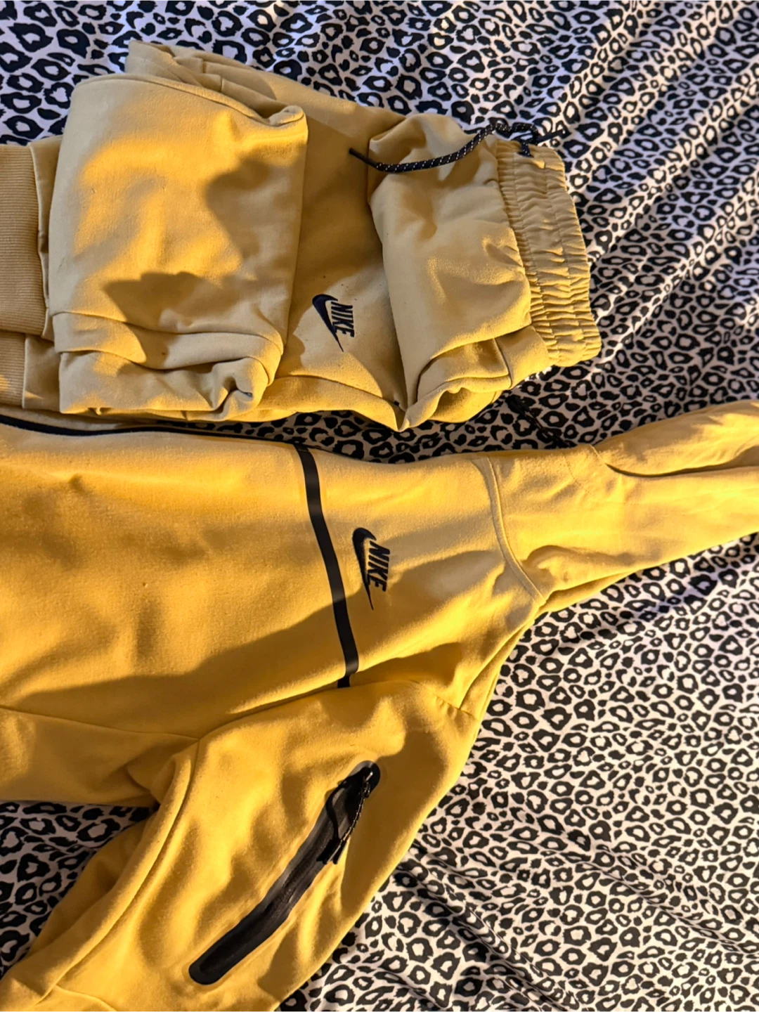 Nike Tech Fleece Tracksuit Set Yellow - photo 5