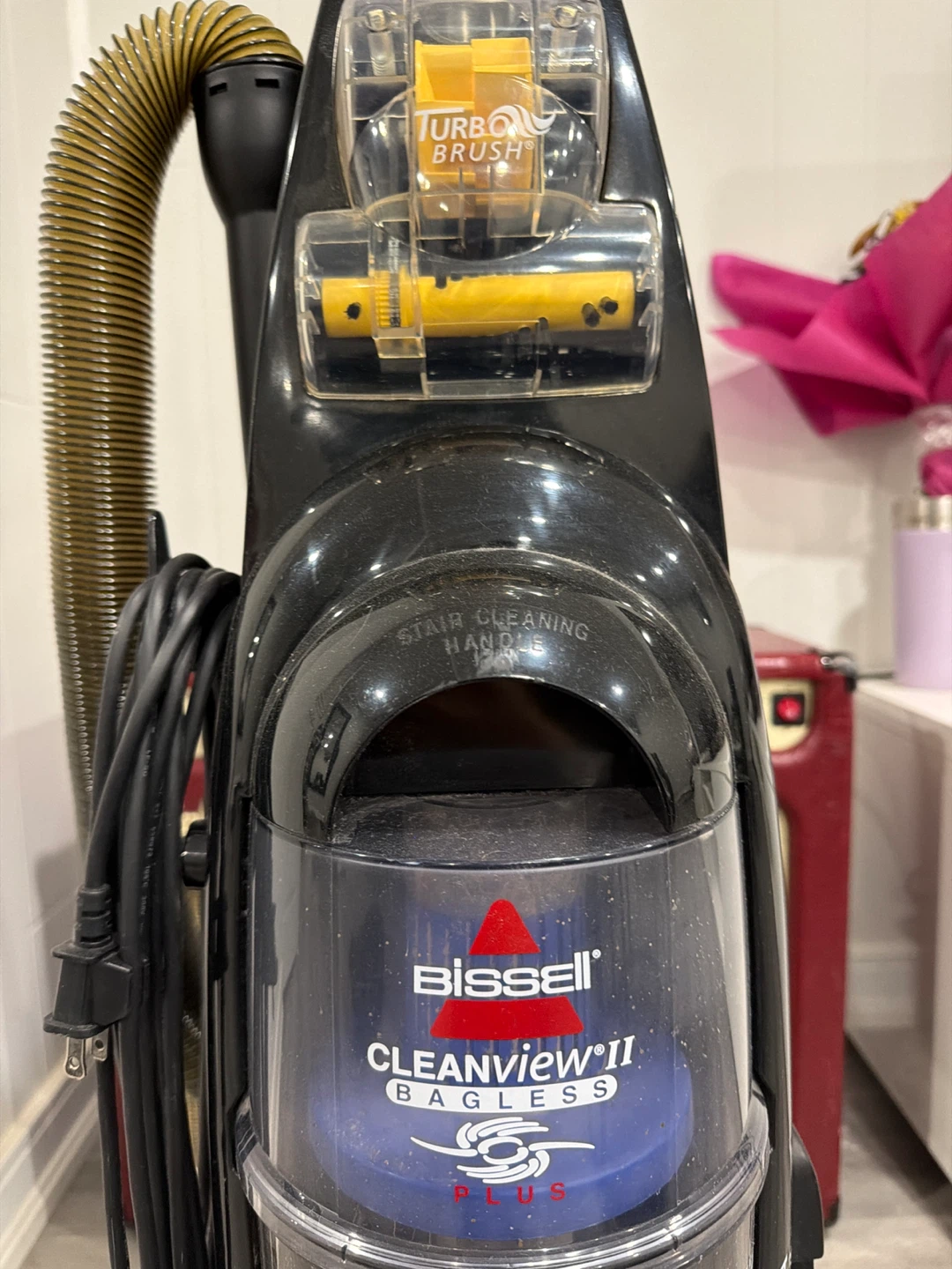 Bissell CleanView II Bagless Upright Vacuum - photo 2