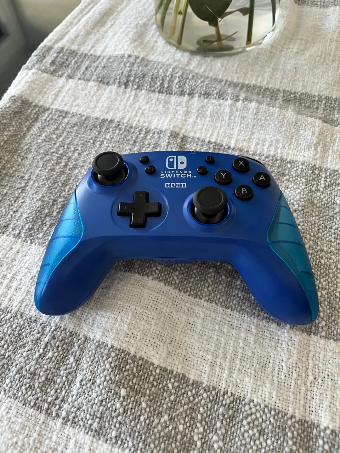 Nintendo Switch Blue Pro Controller - photo 3