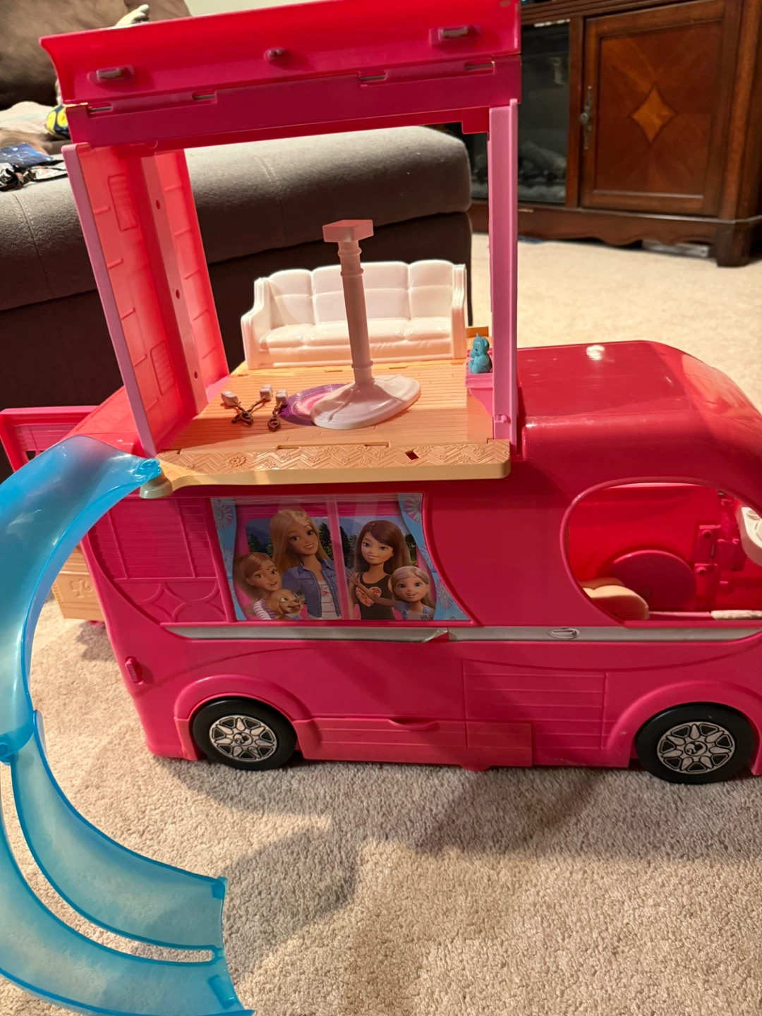 Barbie Camper RV Playset - photo 2
