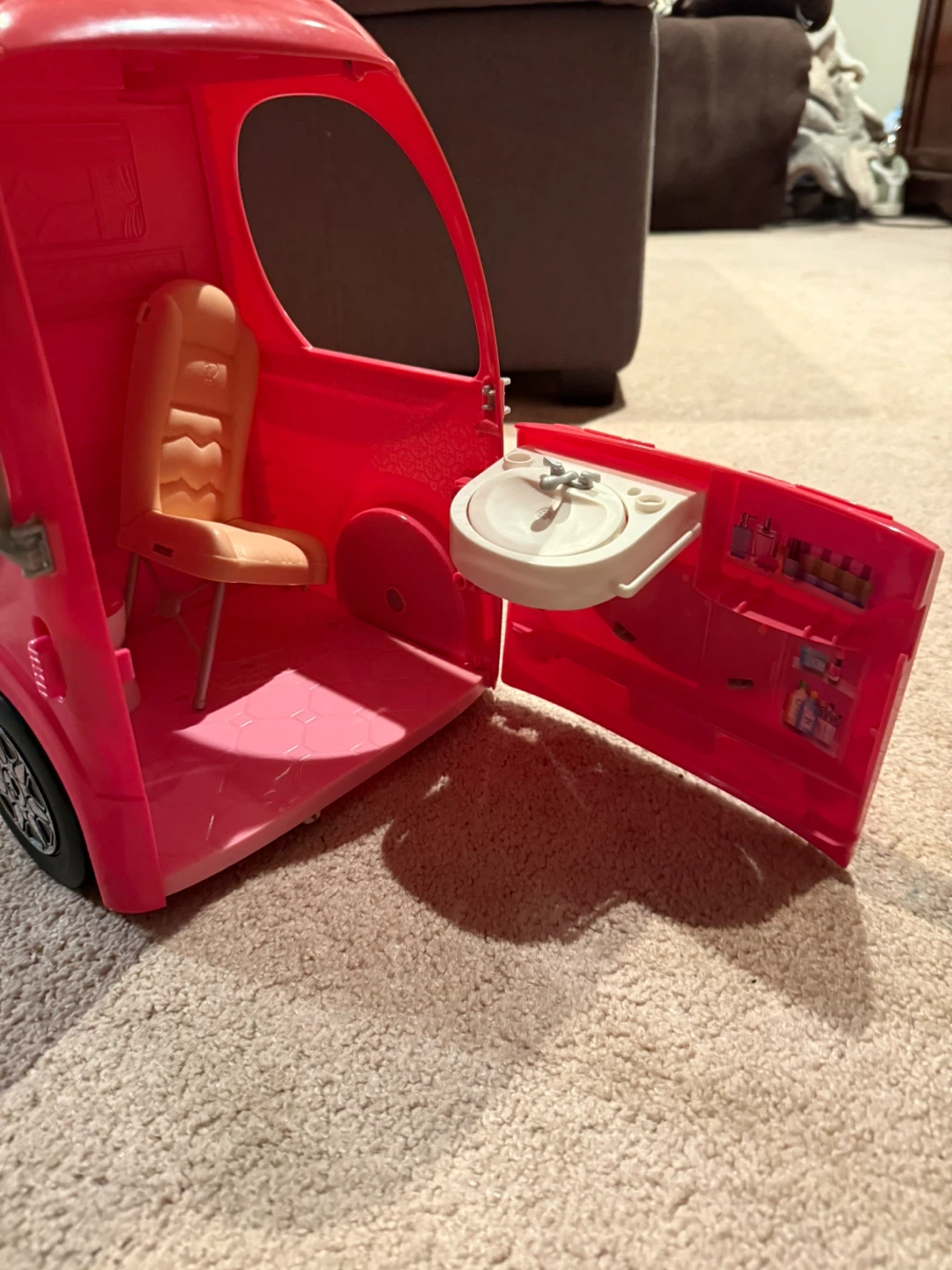 Barbie Camper RV Playset - photo 5