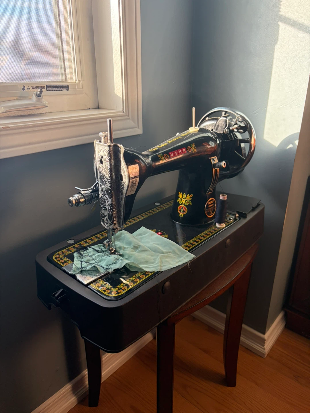 Usha Sewing Machine