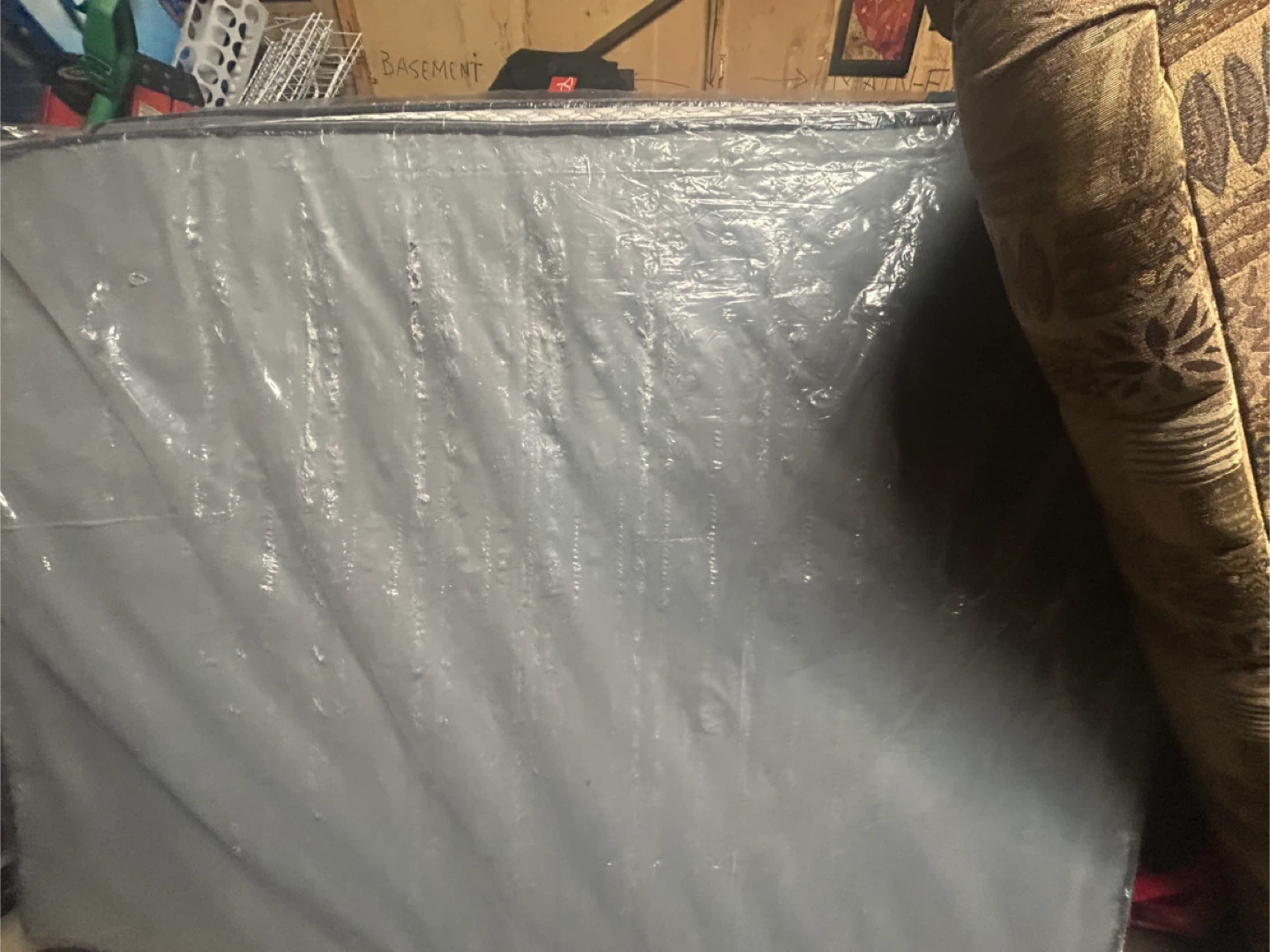 2 queen sized bedroom mattresses