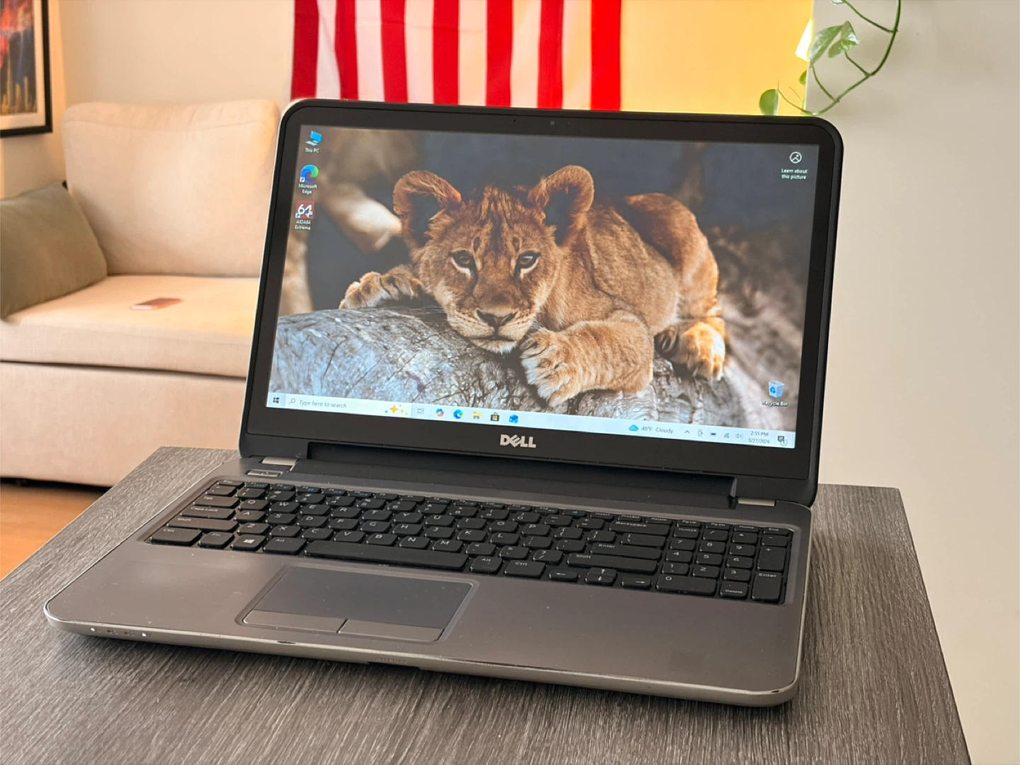 Dell Inspiron 5537 Touch Laptop - i5 / 8GB RAM / 256GB SSD