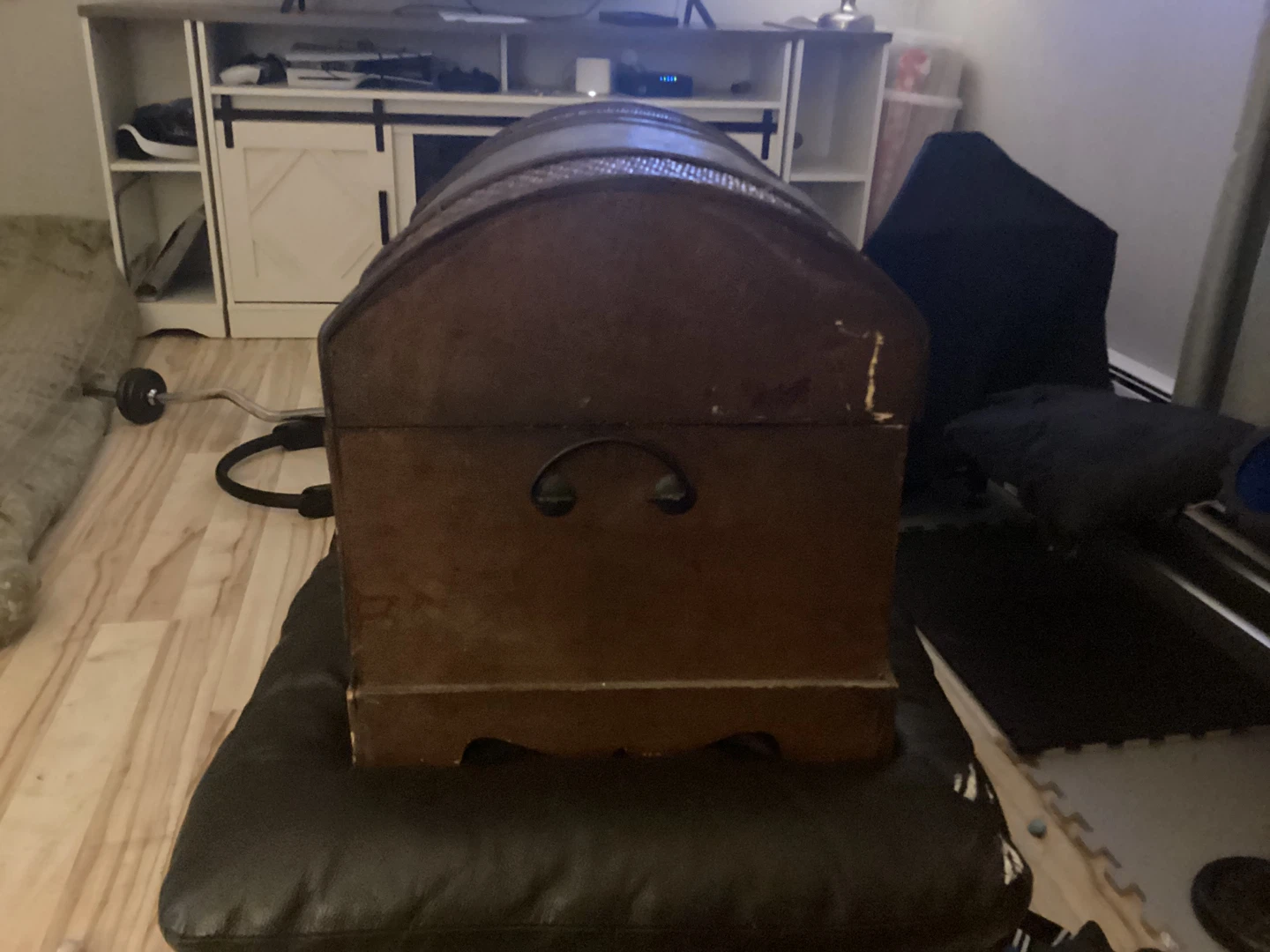 Decorative Treasure Chest with Atari Flashback 3 Console - photo 4
