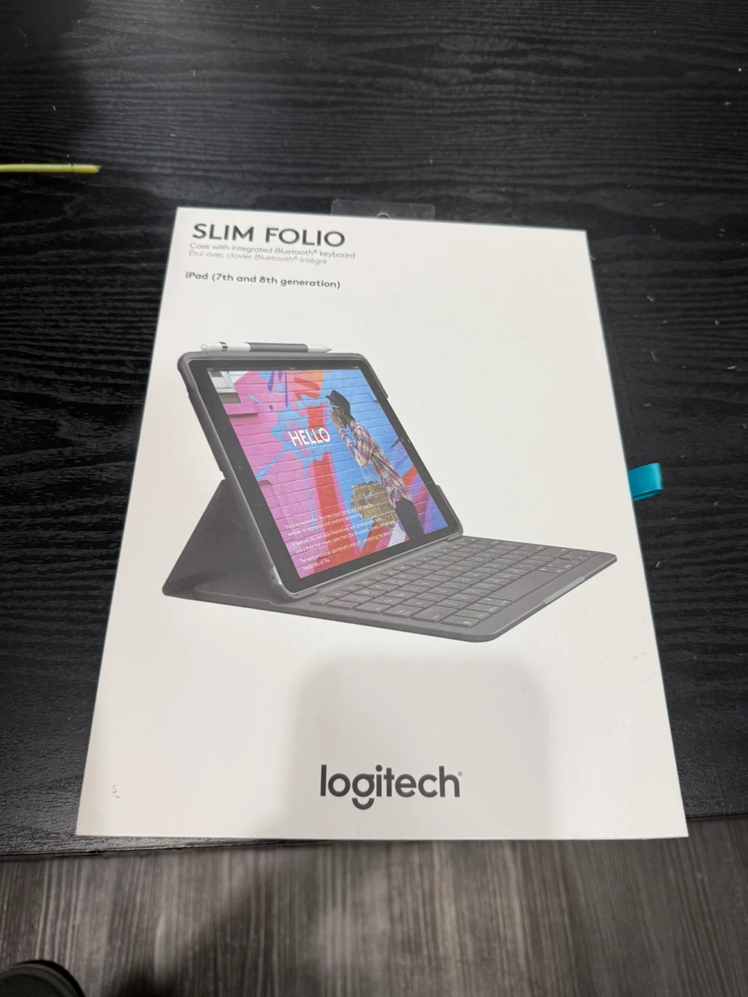 Logitech Slim Folio Keyboard Case for iPad (7th & 8th Gen)