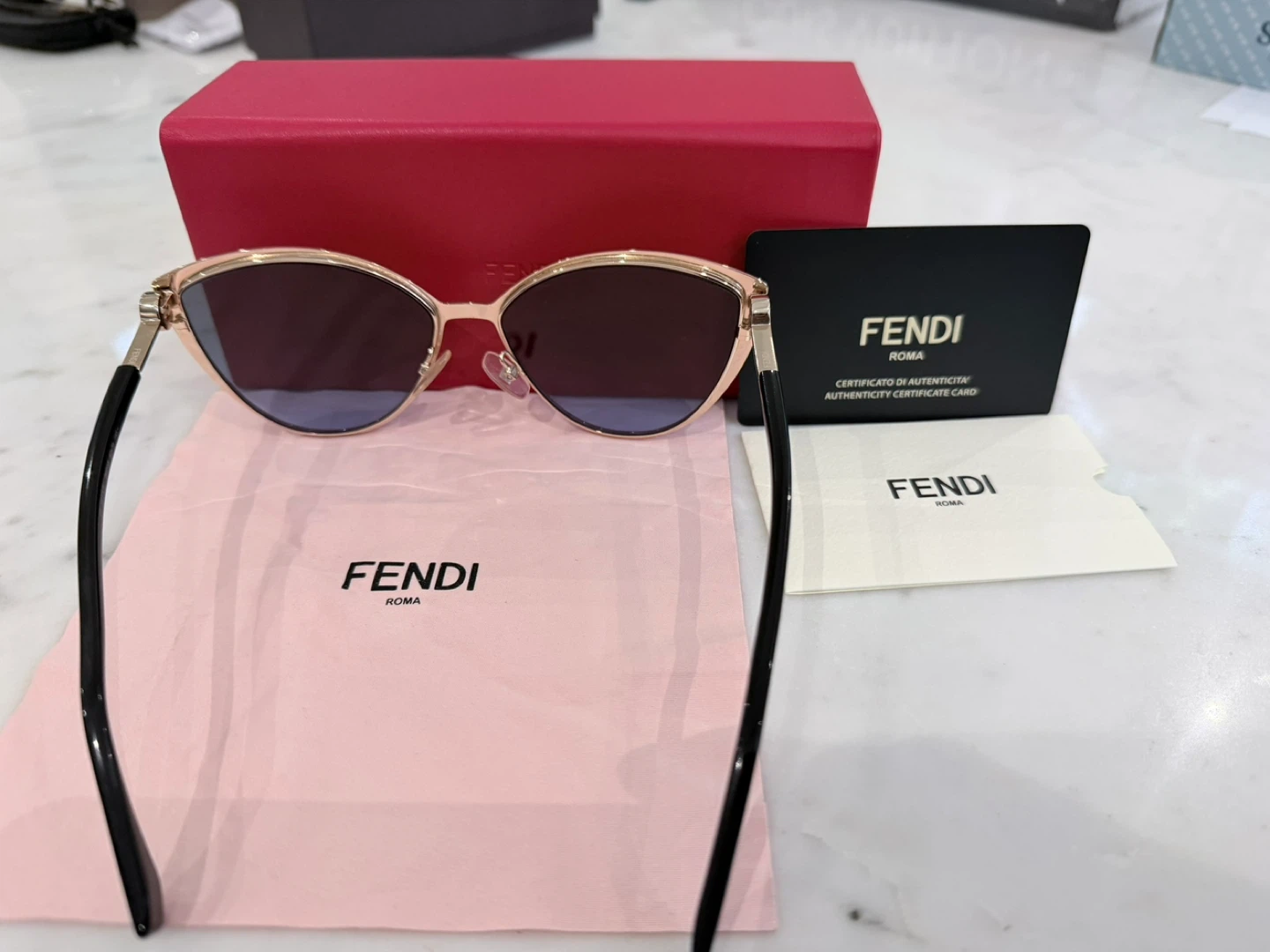Fendi Cat-Eye Sunglasses - photo 2