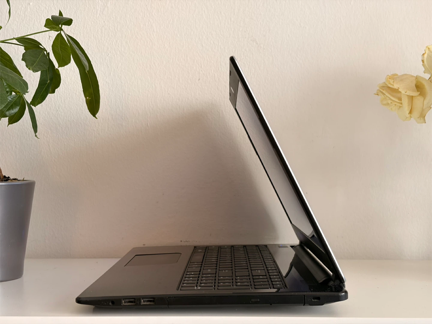 ByteSpeed C15B Black Laptop — Pentium / 500GB / Good Battery - photo 3