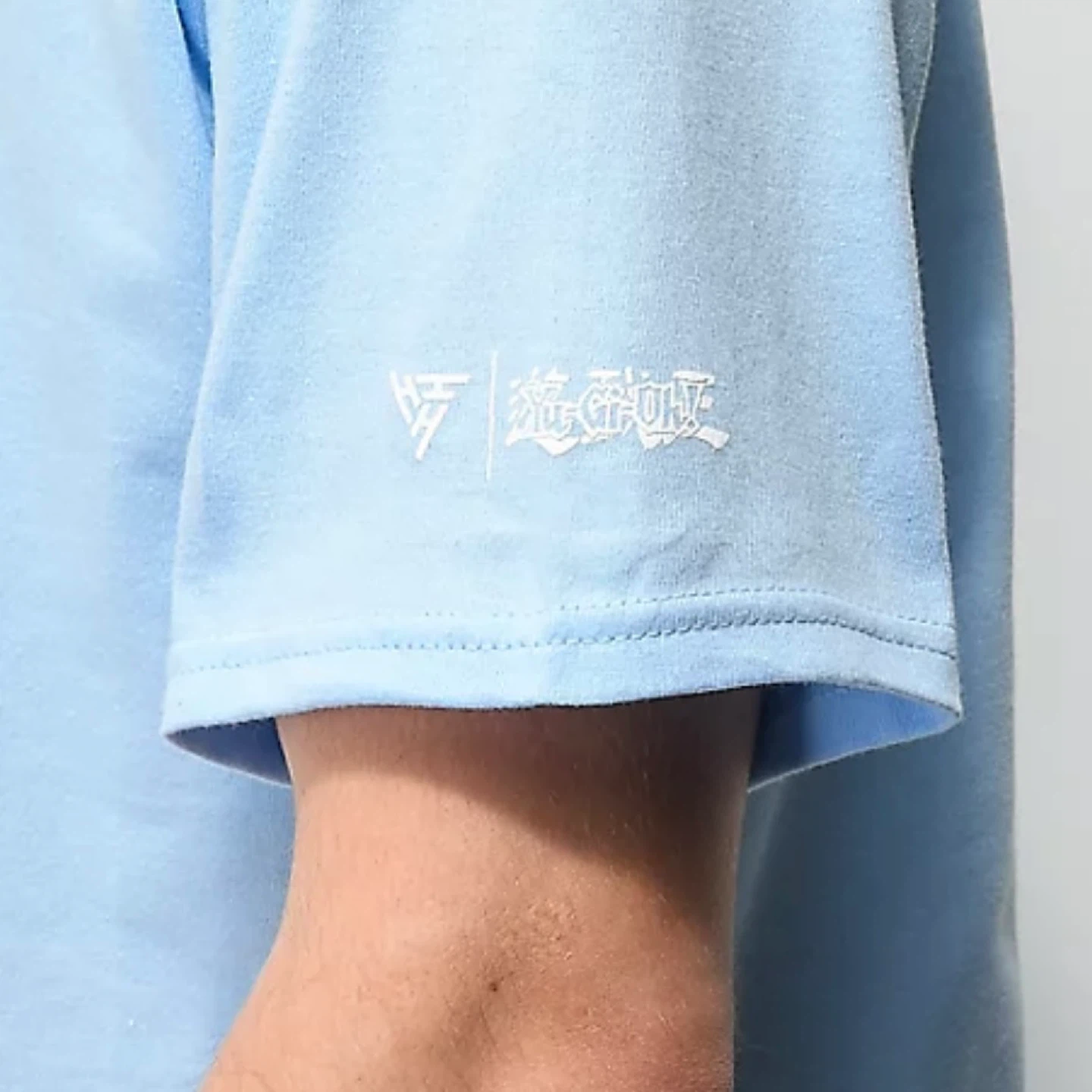 HYPLAND x Yu-Gi-Oh Kaiba Blue Eyes Blue T-Shirt - photo 2