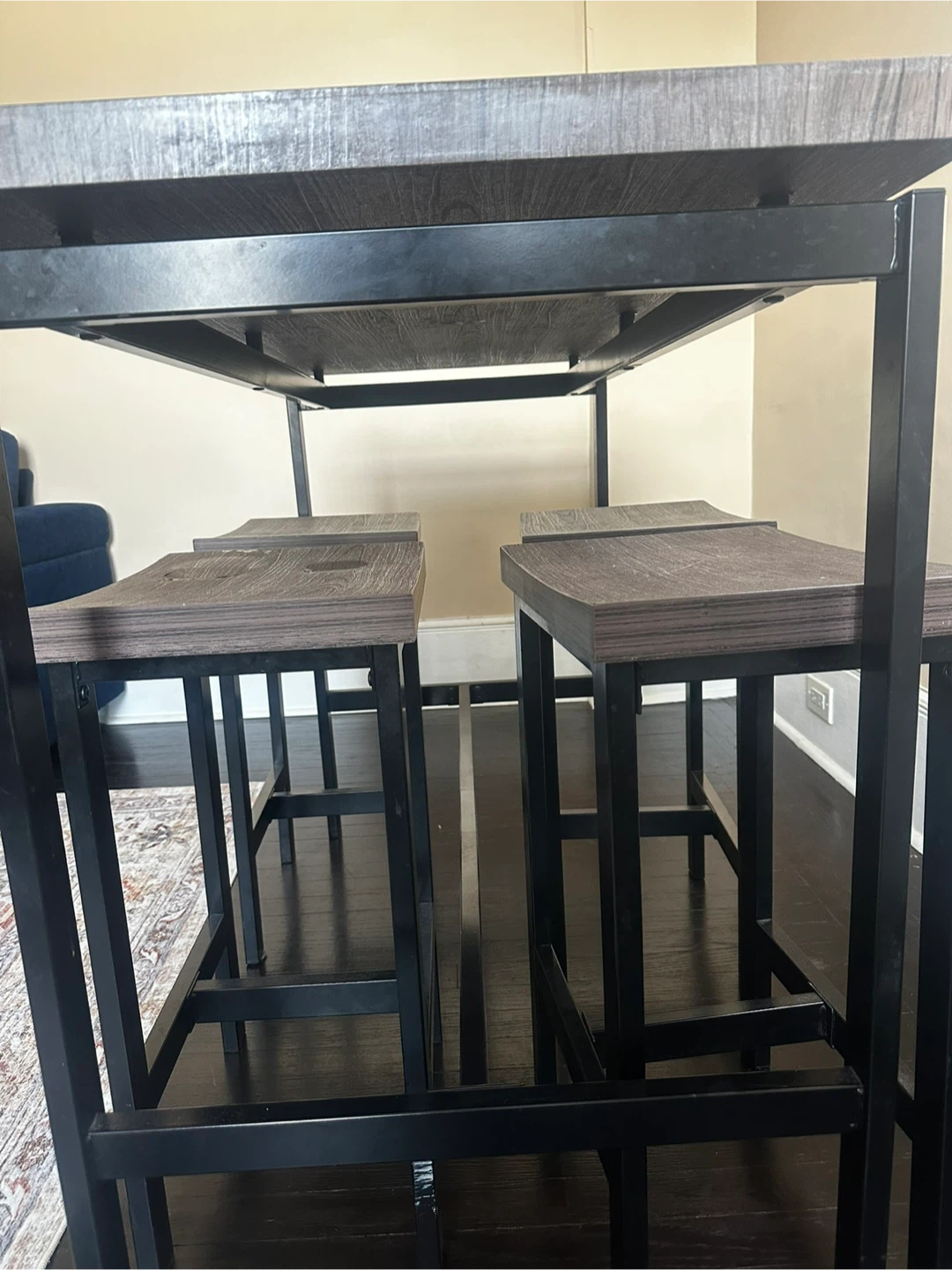 🥕 Compact Dining Set with 4 Stools 🥕 - photo 3