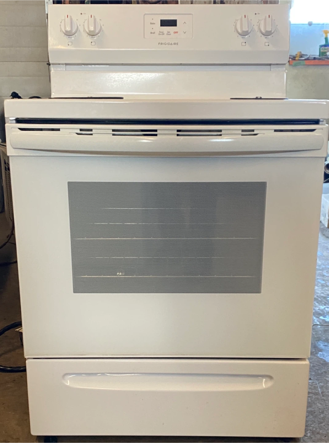 Newer Frigidaire Range