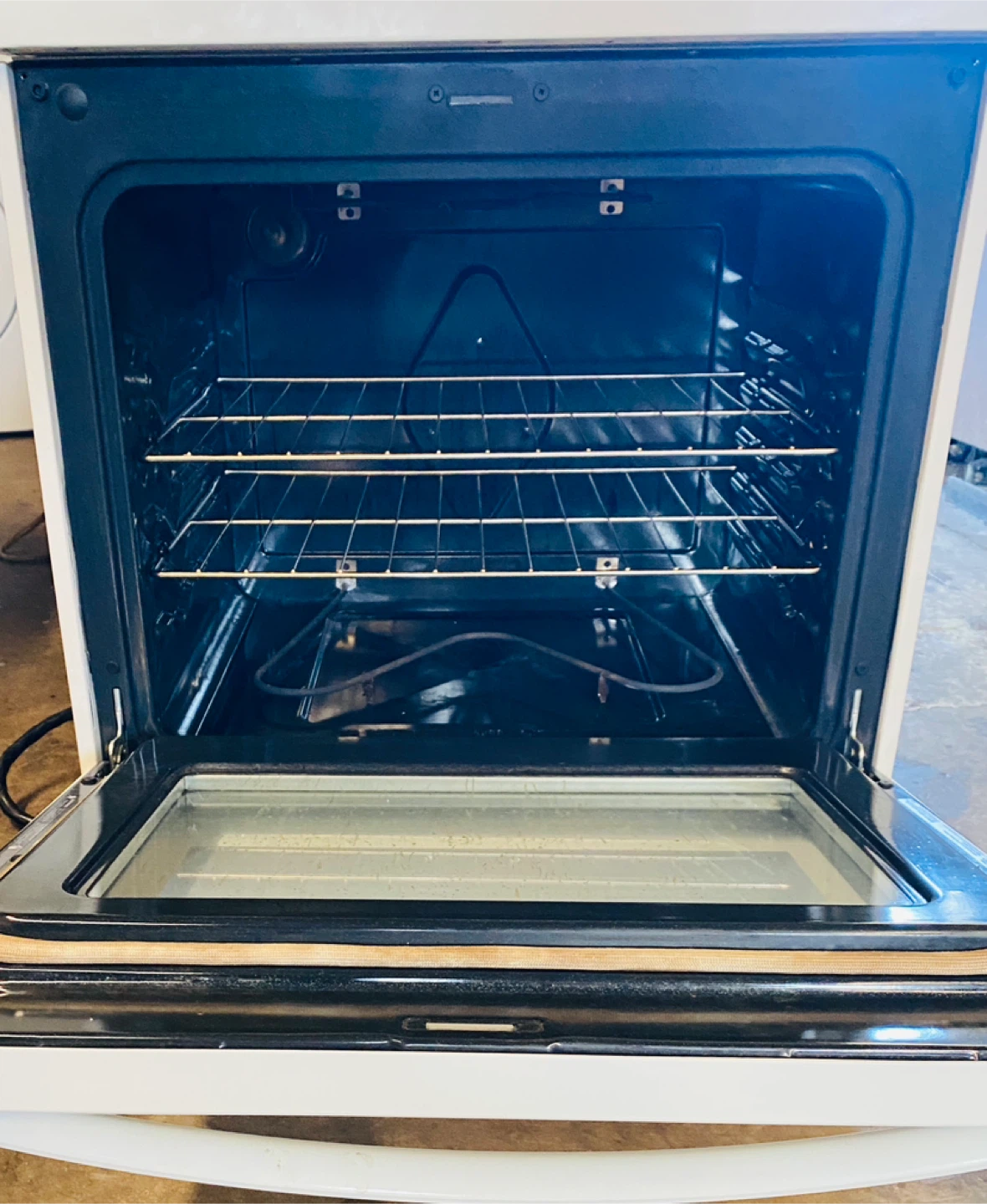 Newer Frigidaire Range - photo 2