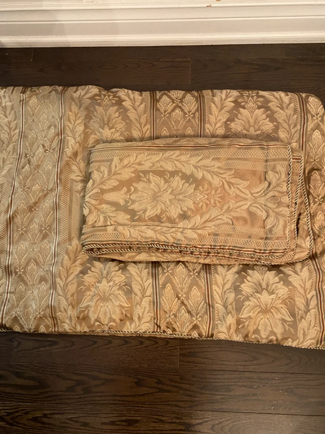 King size Taupe Damask Pattern Duvet set