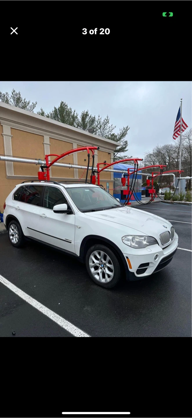 White BMW X5 - photo 5