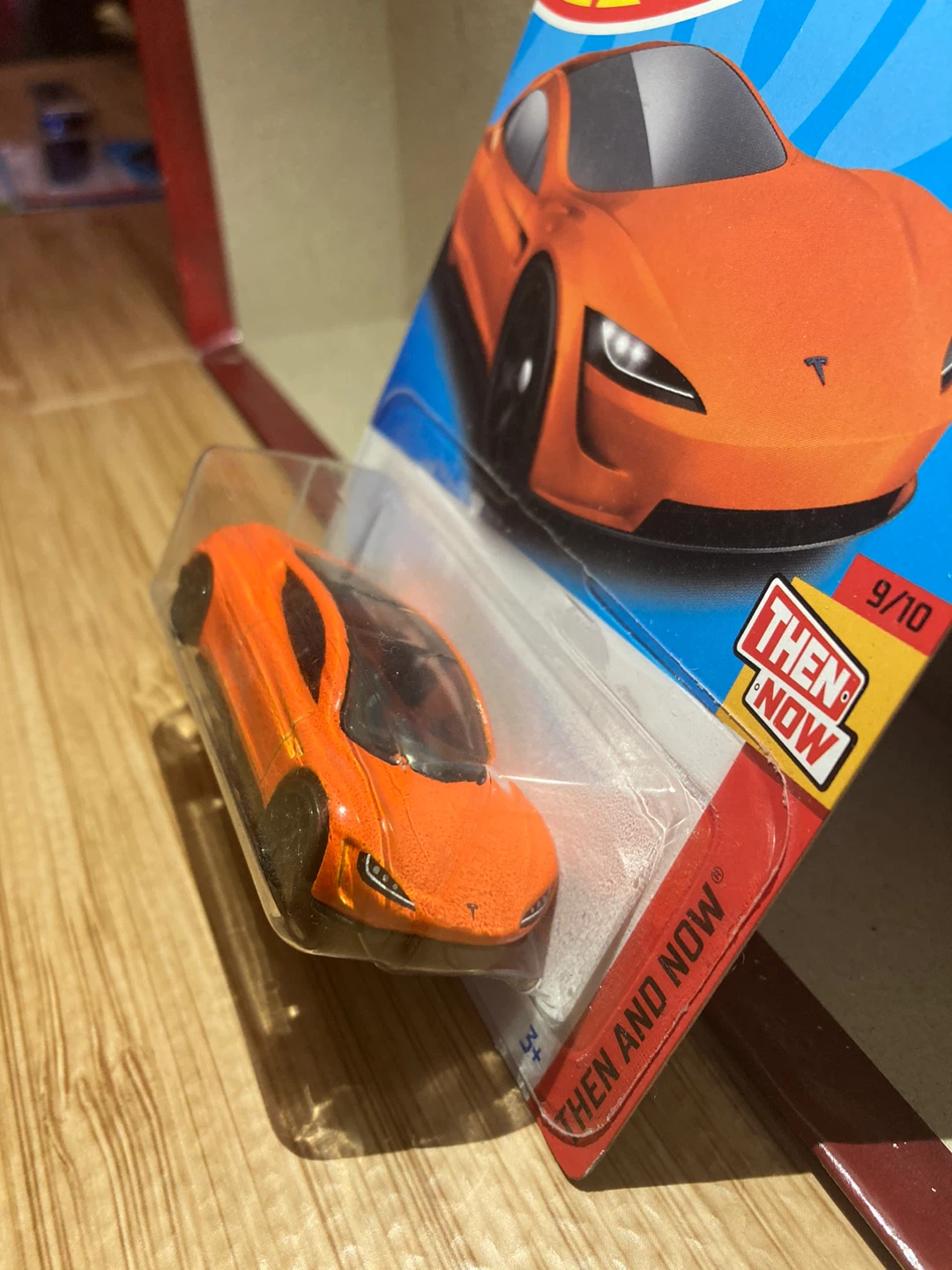 Hot Wheels / Tesla Roadster / Orange - photo 2