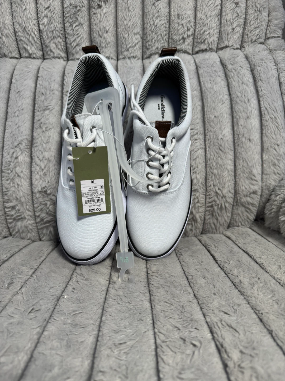 Goodfellow & Co White Canvas Sneakers - Size 9 - photo 4