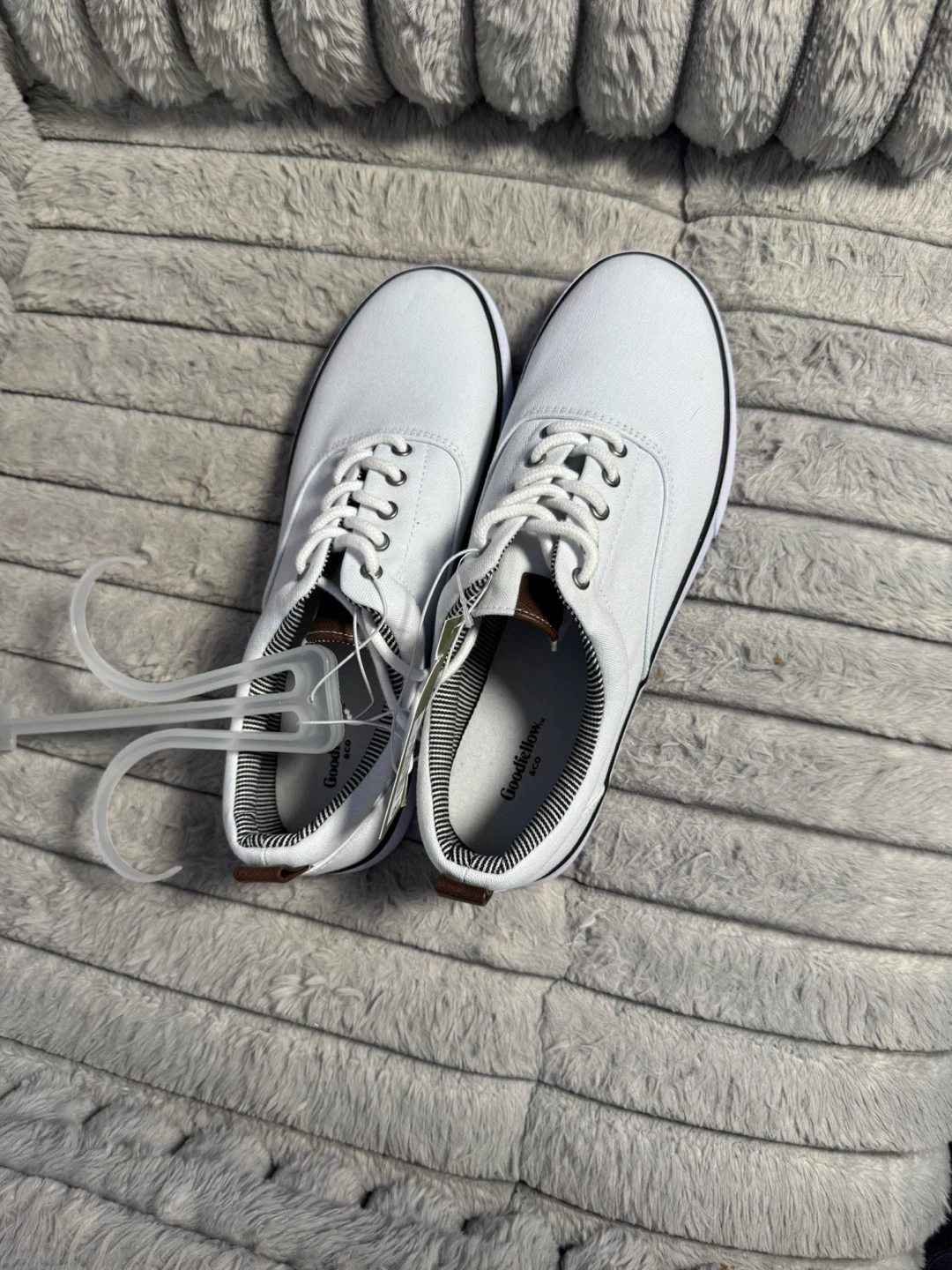 Goodfellow & Co White Canvas Sneakers - Size 9 - photo 2