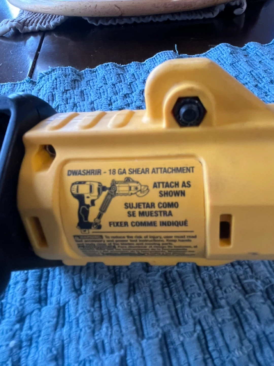 DEWALT 18 GA Shear Attachment - photo 2