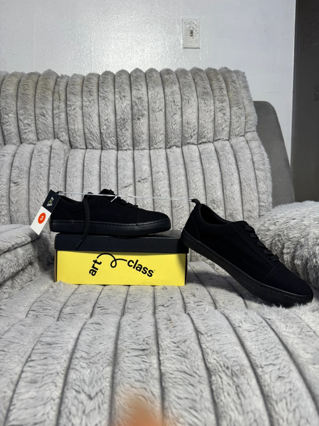 Art Class Black Canvas Sneakers - Size 3 - photo 4