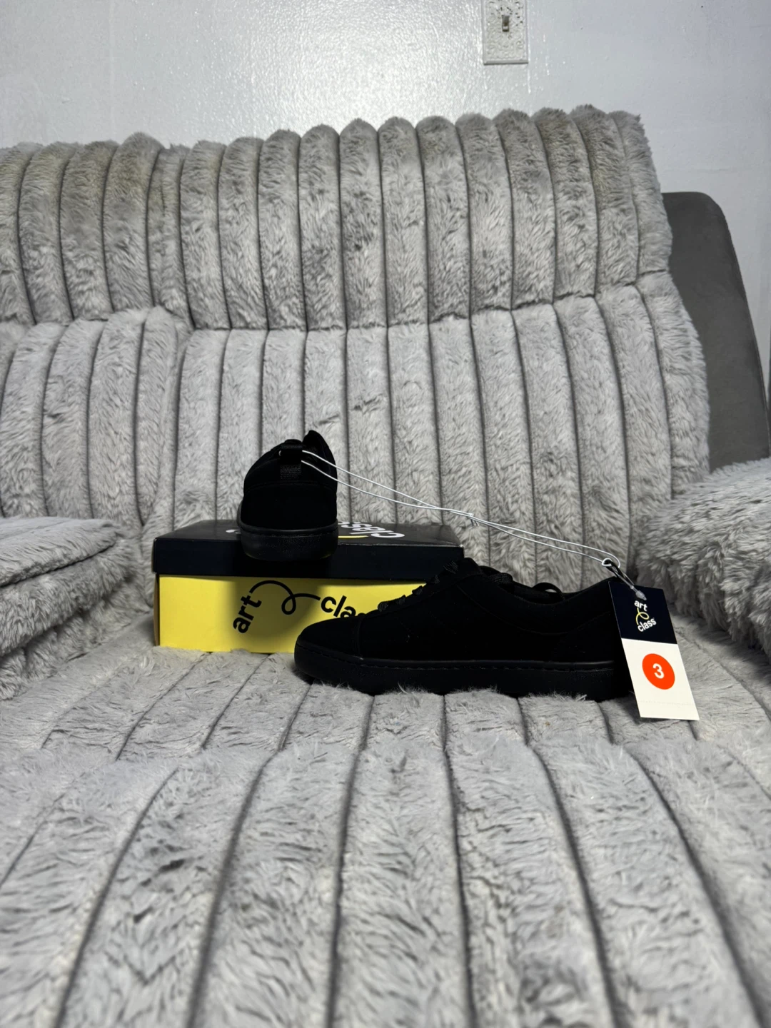 Art Class Black Canvas Sneakers - Size 3 - photo 5