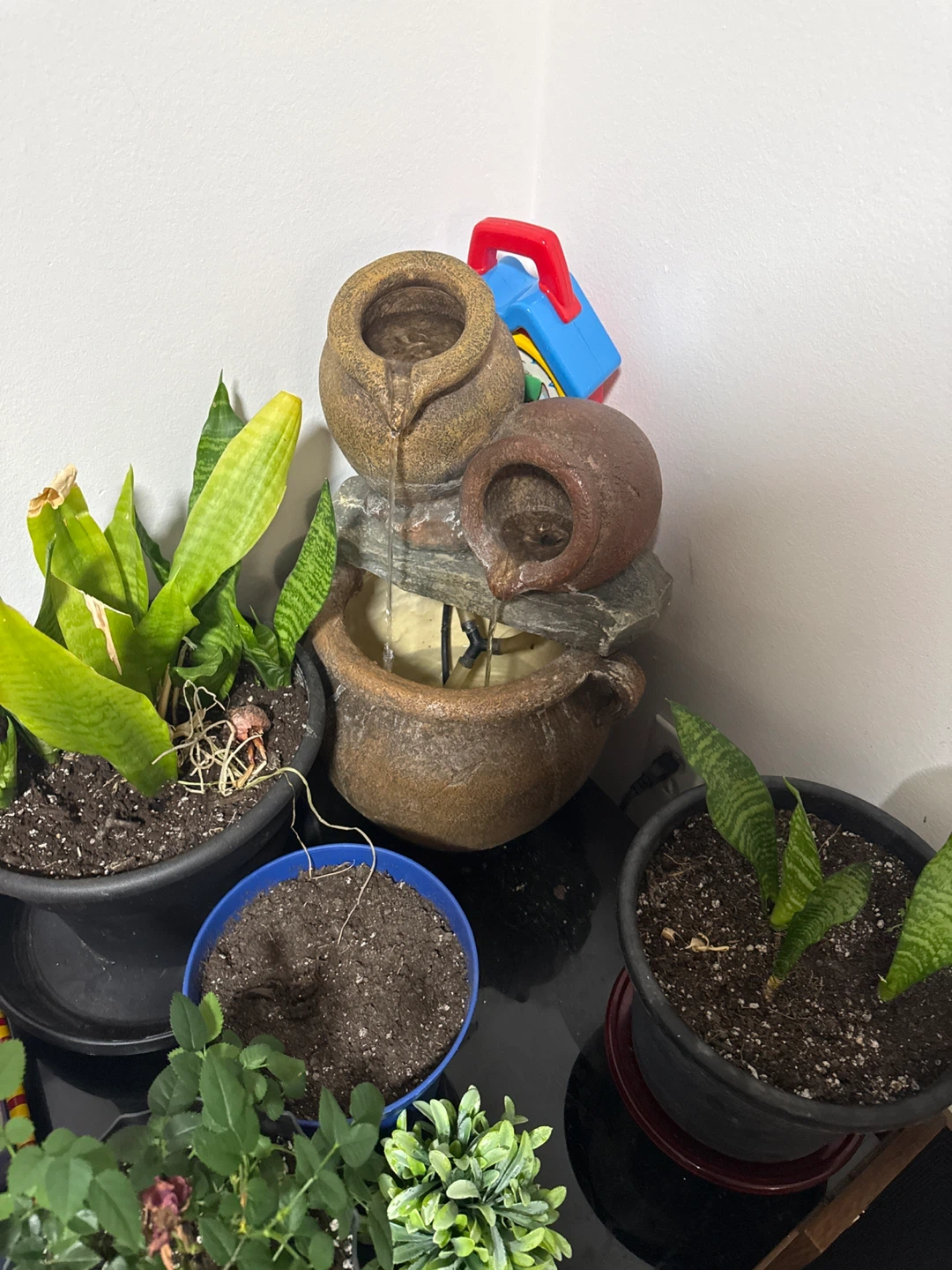 Tabletop Fountain with Pots