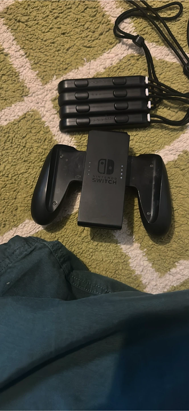 Nintendo Switch Console with Joy-Cons and Accessories - photo 2