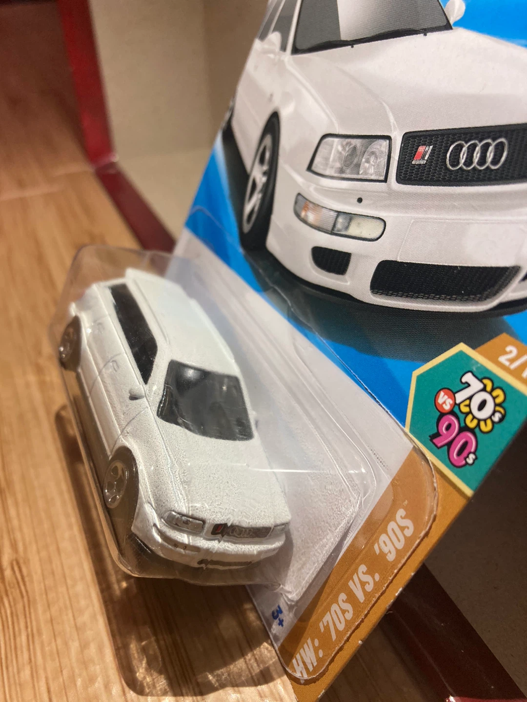Hot Wheels / 94 Audi Avant RS2 / White - photo 2