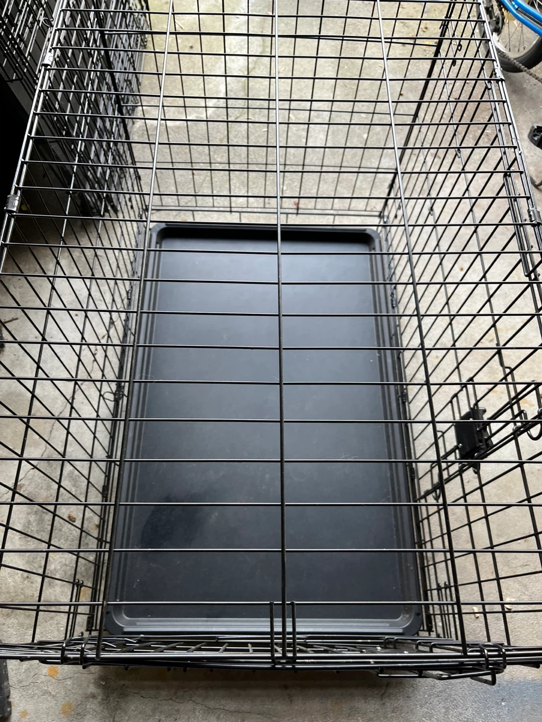 Black Metal Dog Crate with Tray - photo 2