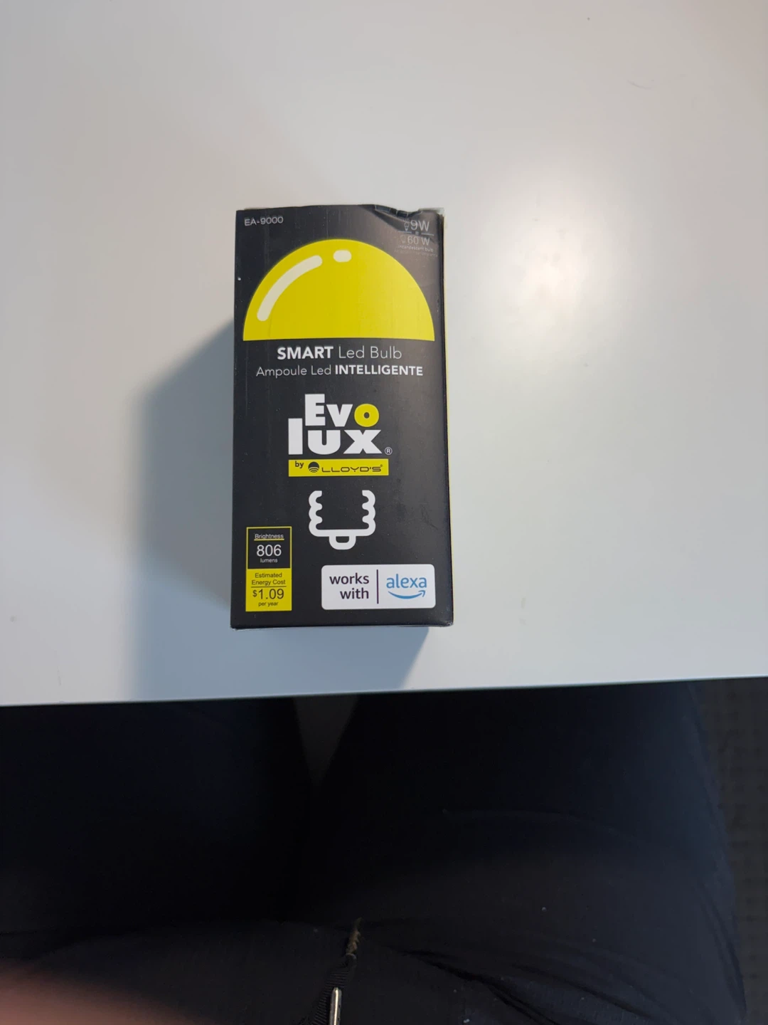 EvoLux SMART LED Bulb by LLOYD'S EA-9000