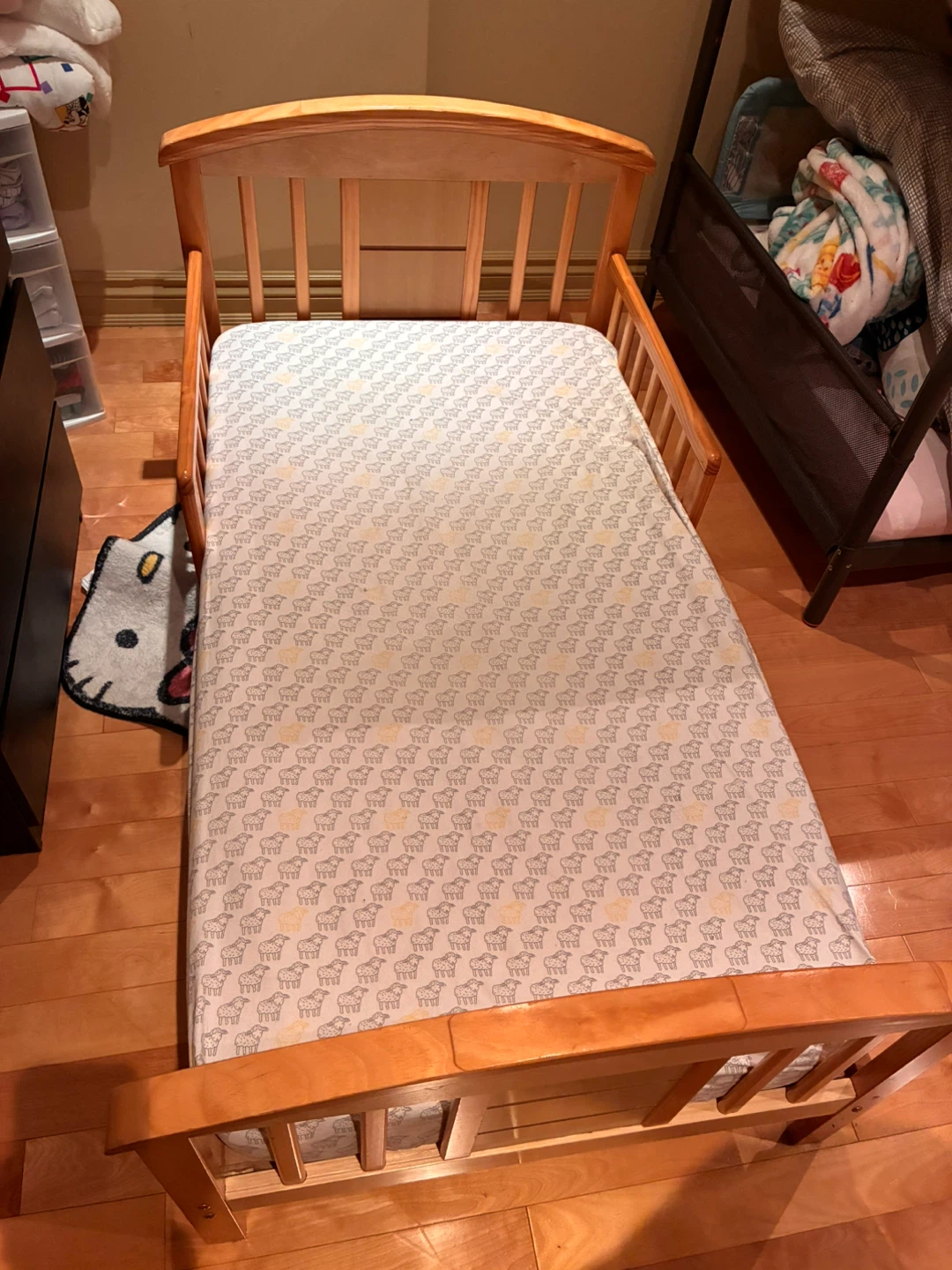 Toddler bed
